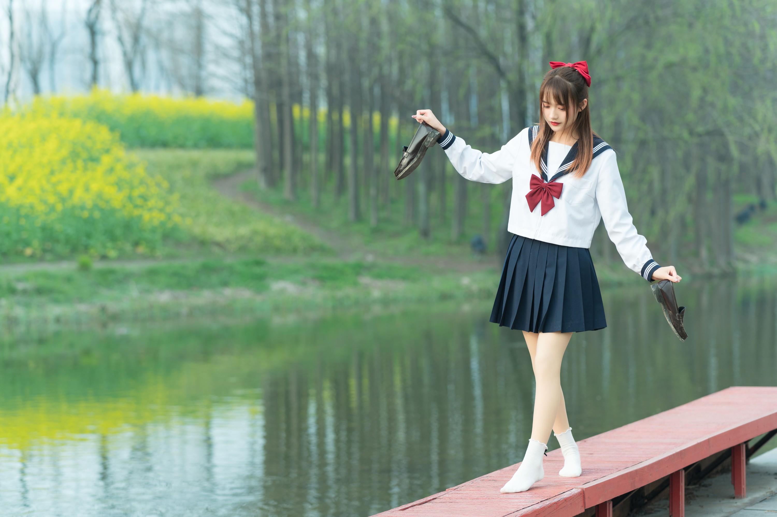 兔子Zzz不吃胡萝卜 – 《追追风》[33P]