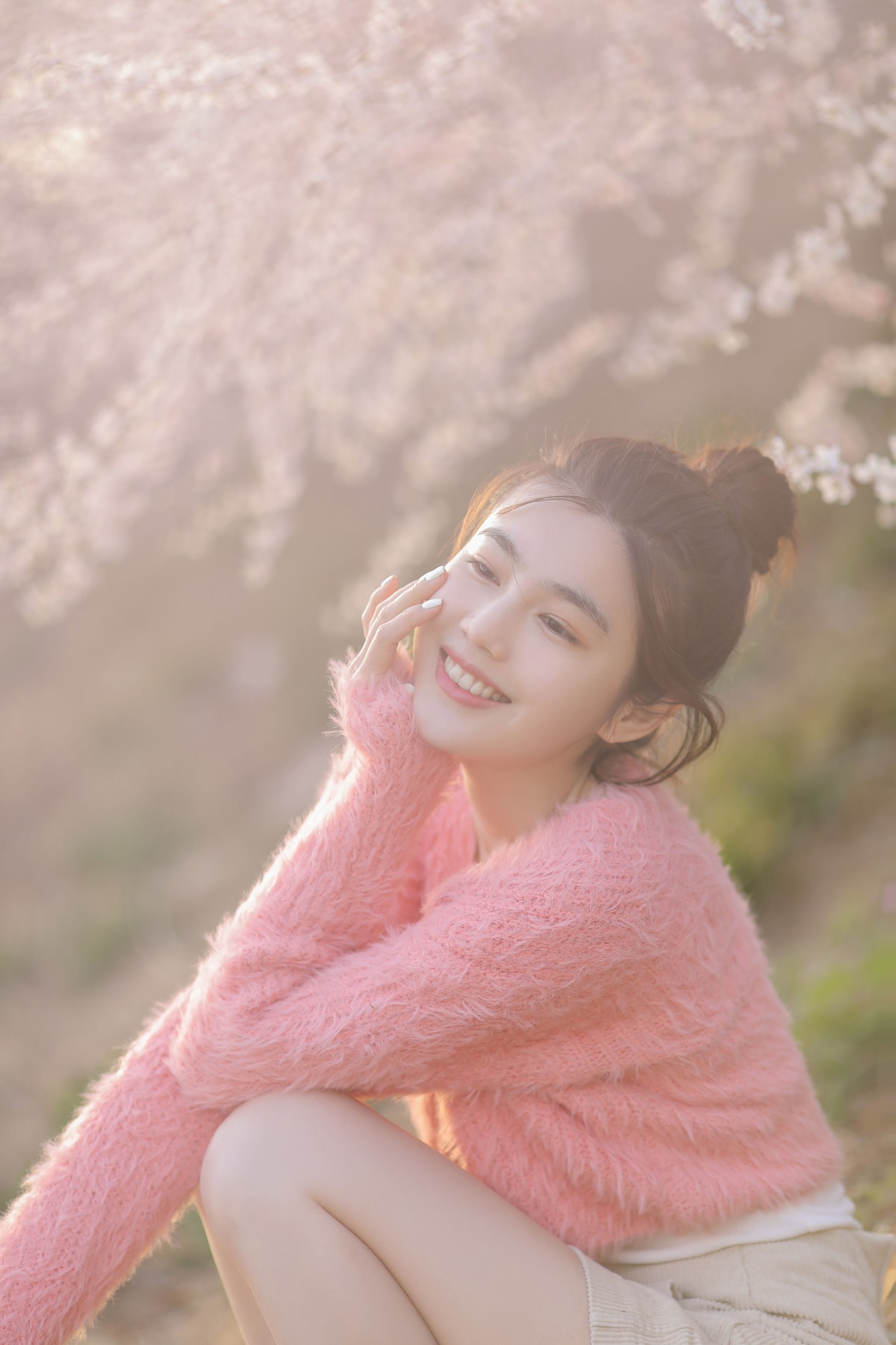 凡凡 – 《粉色浪漫》[24P]