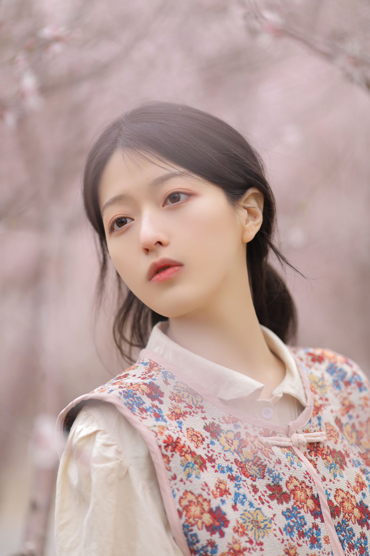 徐嘉悦 – 《请等等》[20P]