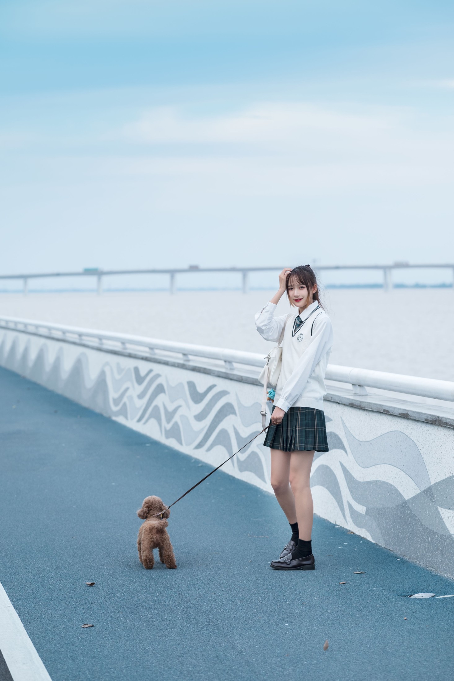 兔子Zzz不吃胡萝卜 – 《青草味的河堤》[26P]