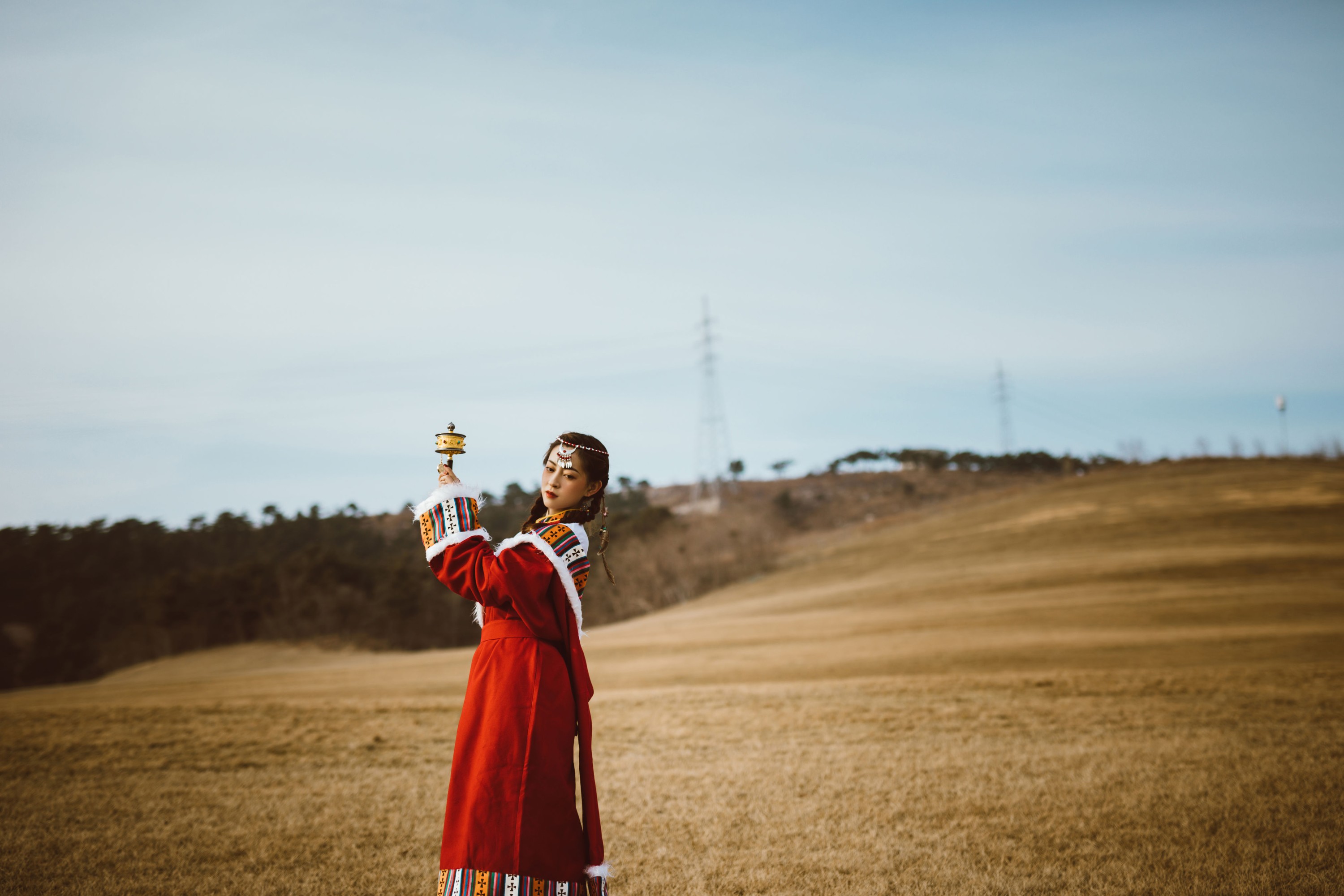 壹萱- – 《牧场藏服少女》[22P]