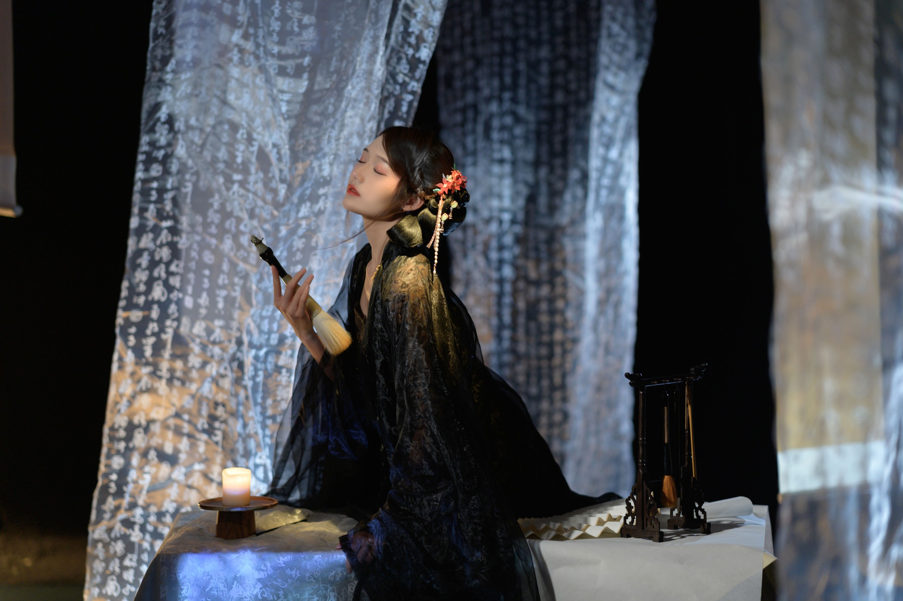 兔子Zzz不吃胡萝卜 – 《执笔之思》[36P]