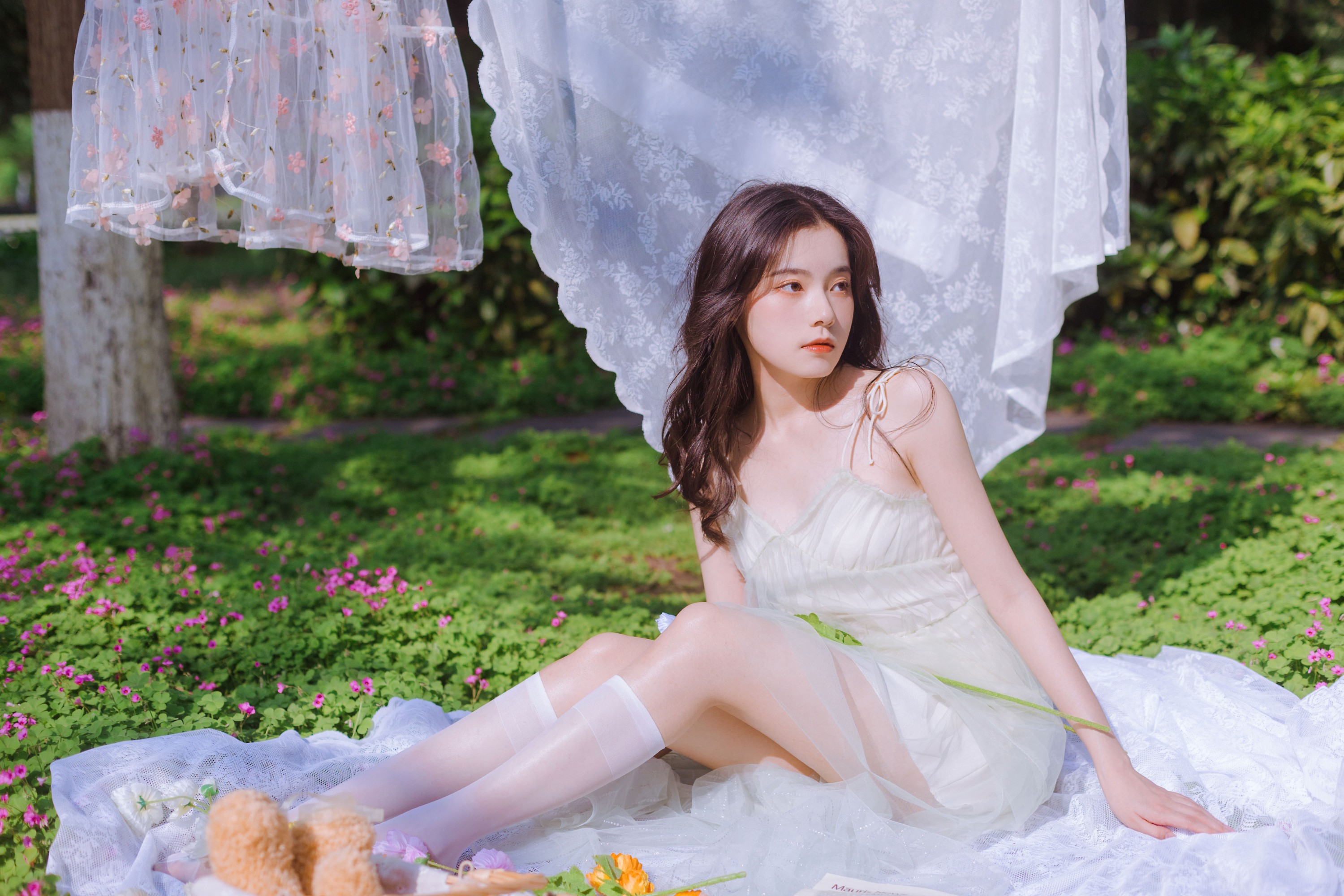 靜鏡婧 – 《春日野餐》[29P]