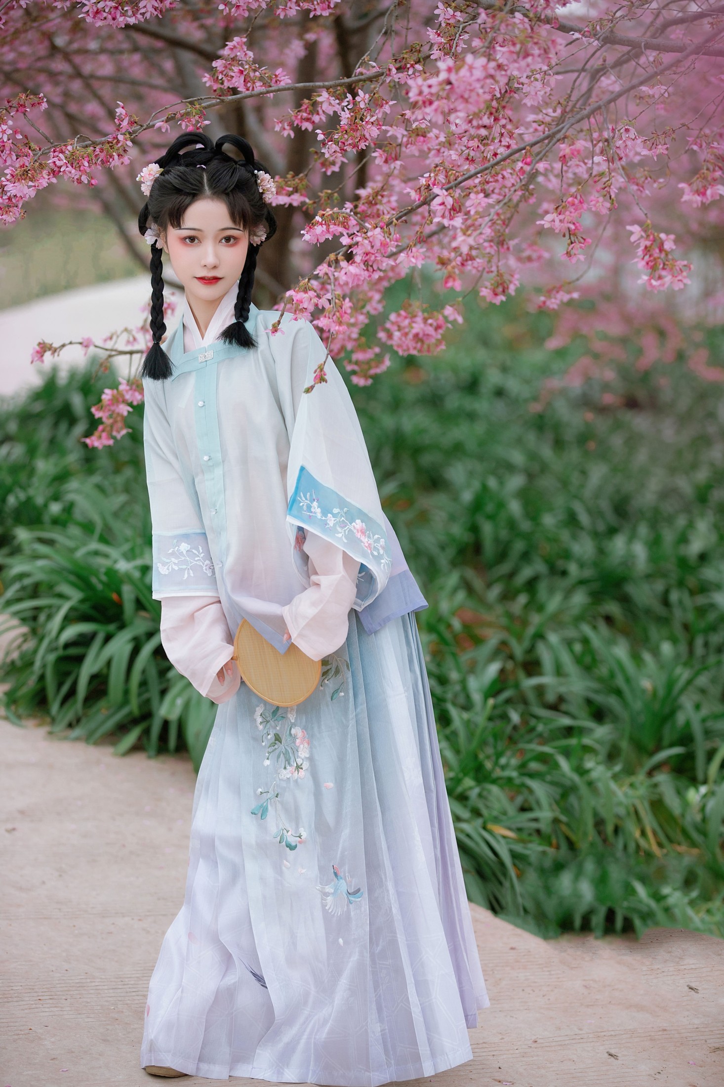 梨一依 – 《漫樱》[22P]