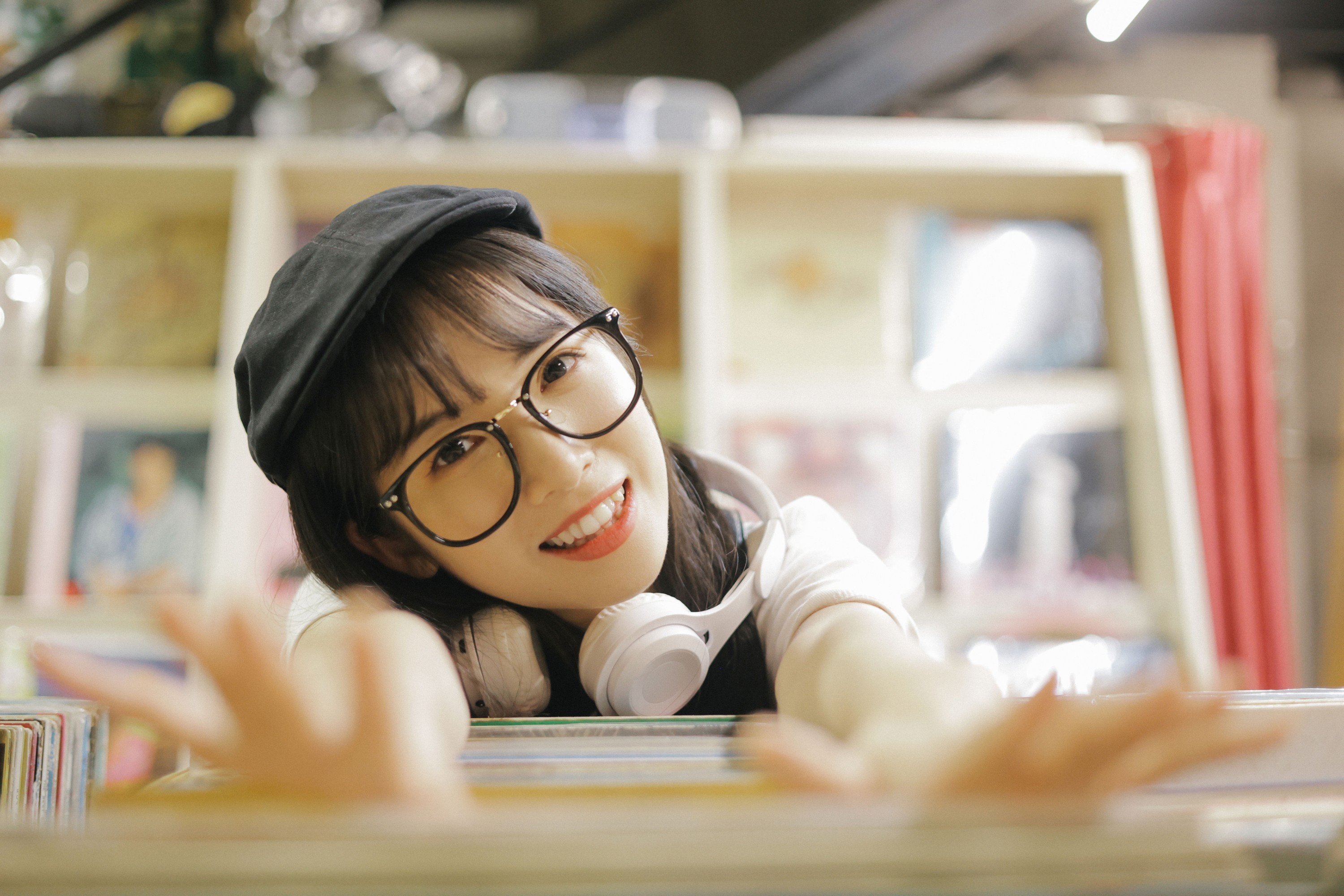 一只阿梦崽 – 《黑胶唱片的小时光》[43P]