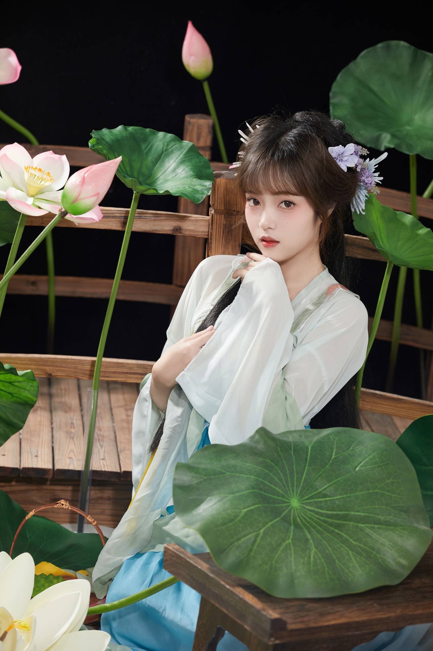 小薇人儿 – 《荷塘月色》[40P]