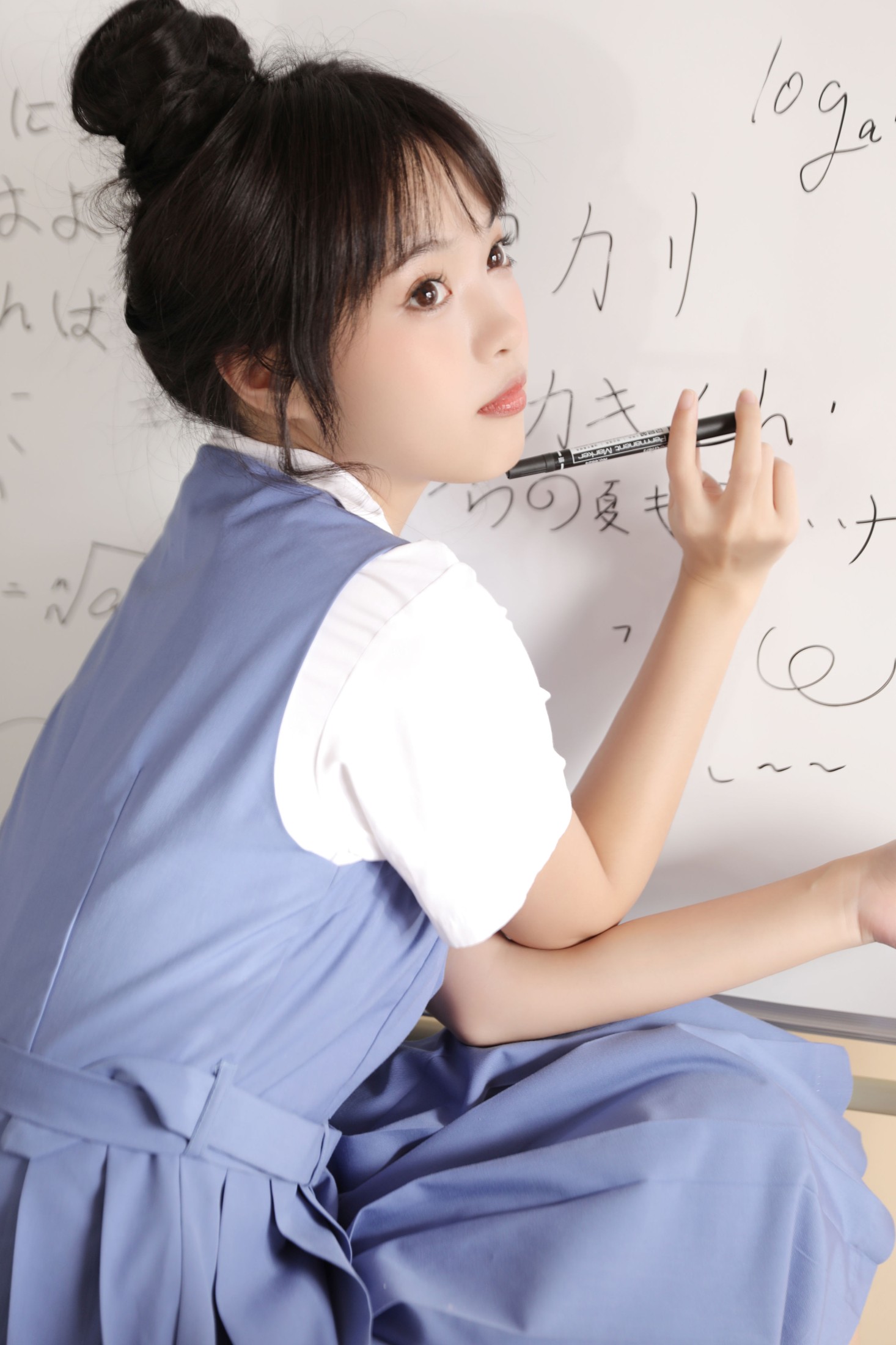 小薇人儿 – 《青春笑忘书》[38P]