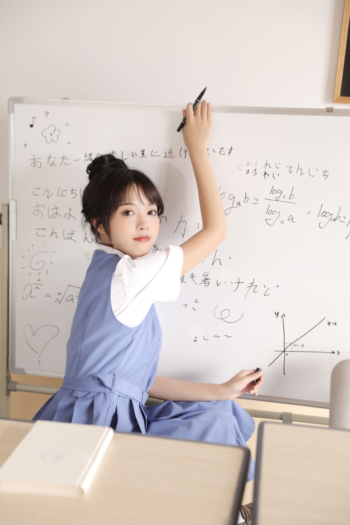 小薇人儿 – 《青春笑忘书》[38P]