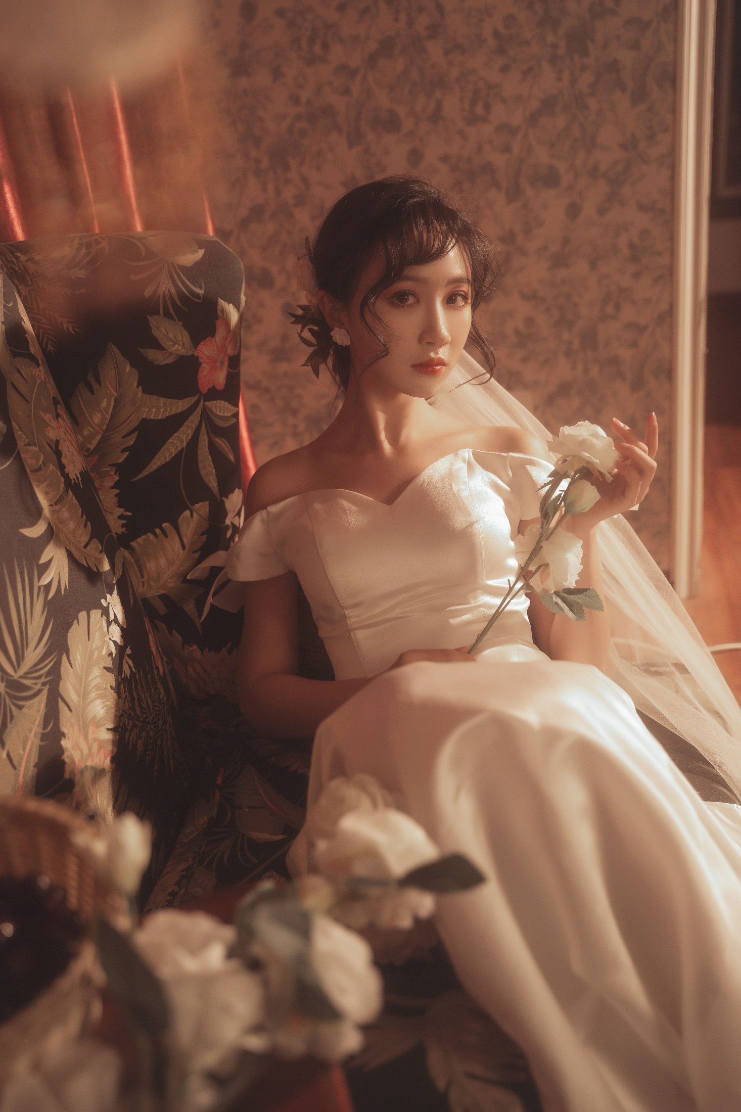 绮罗生的小苏苏 – 《复古婚纱》[27P]