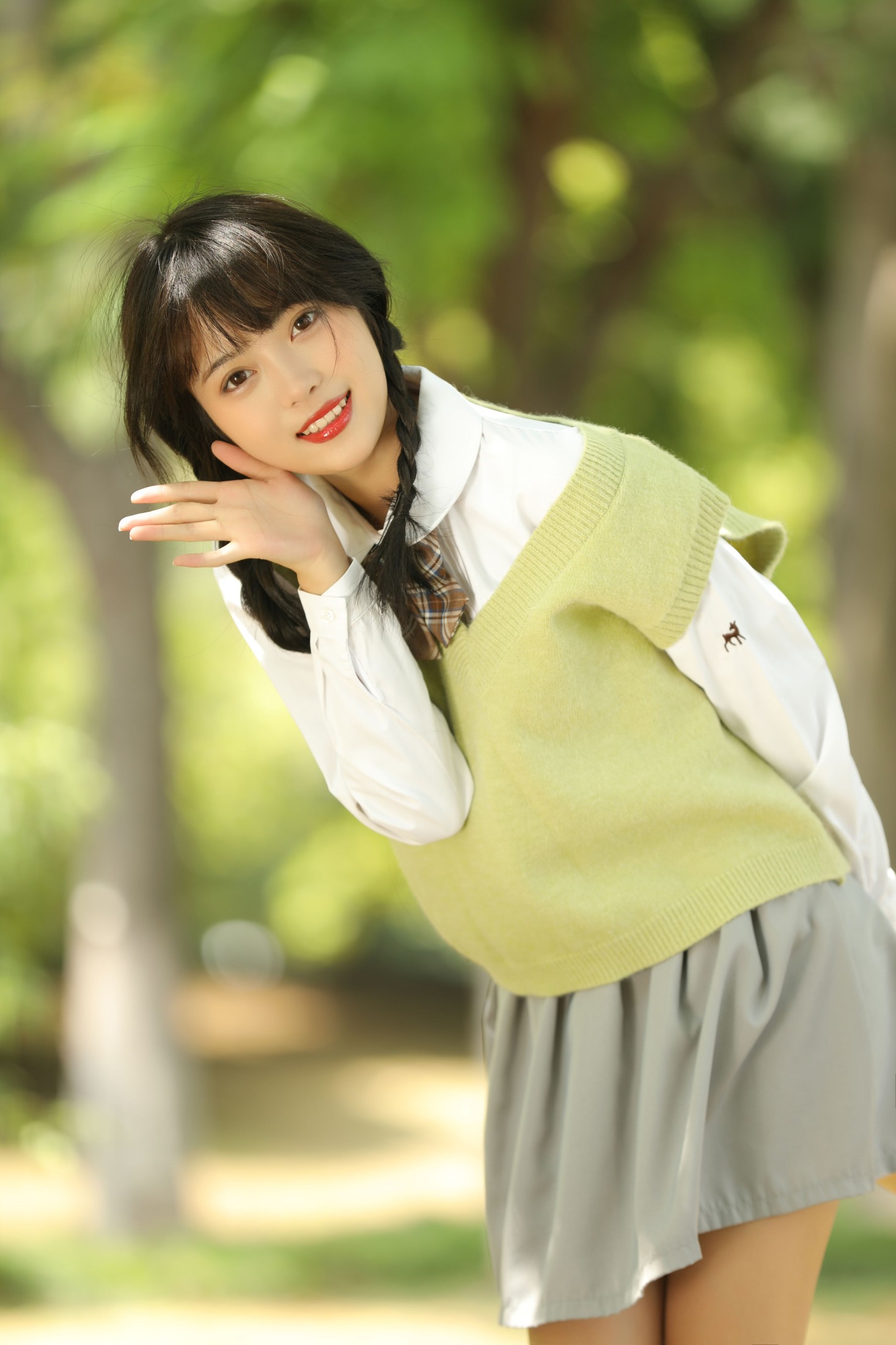 小薇人儿 – 《萤火之森》[34P]