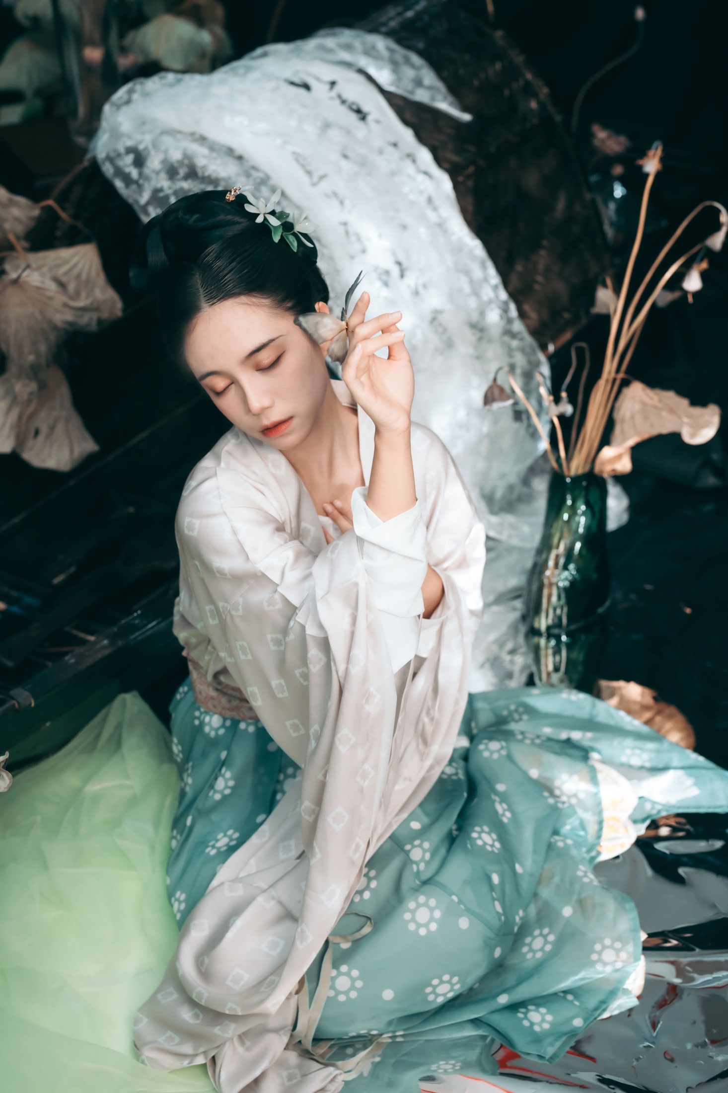 贰加六 – 《行香子》[32P]