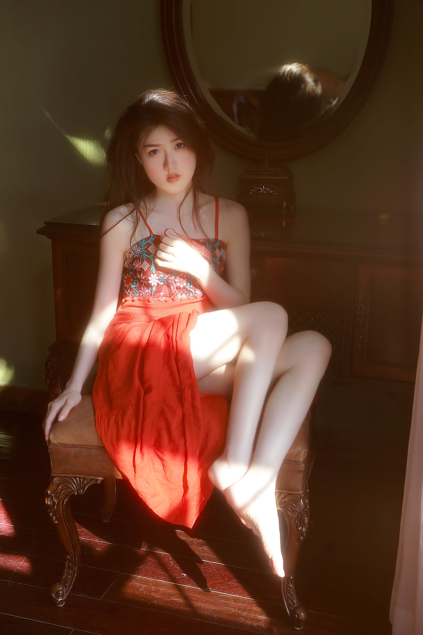 雨涵 – 《红》[31P]