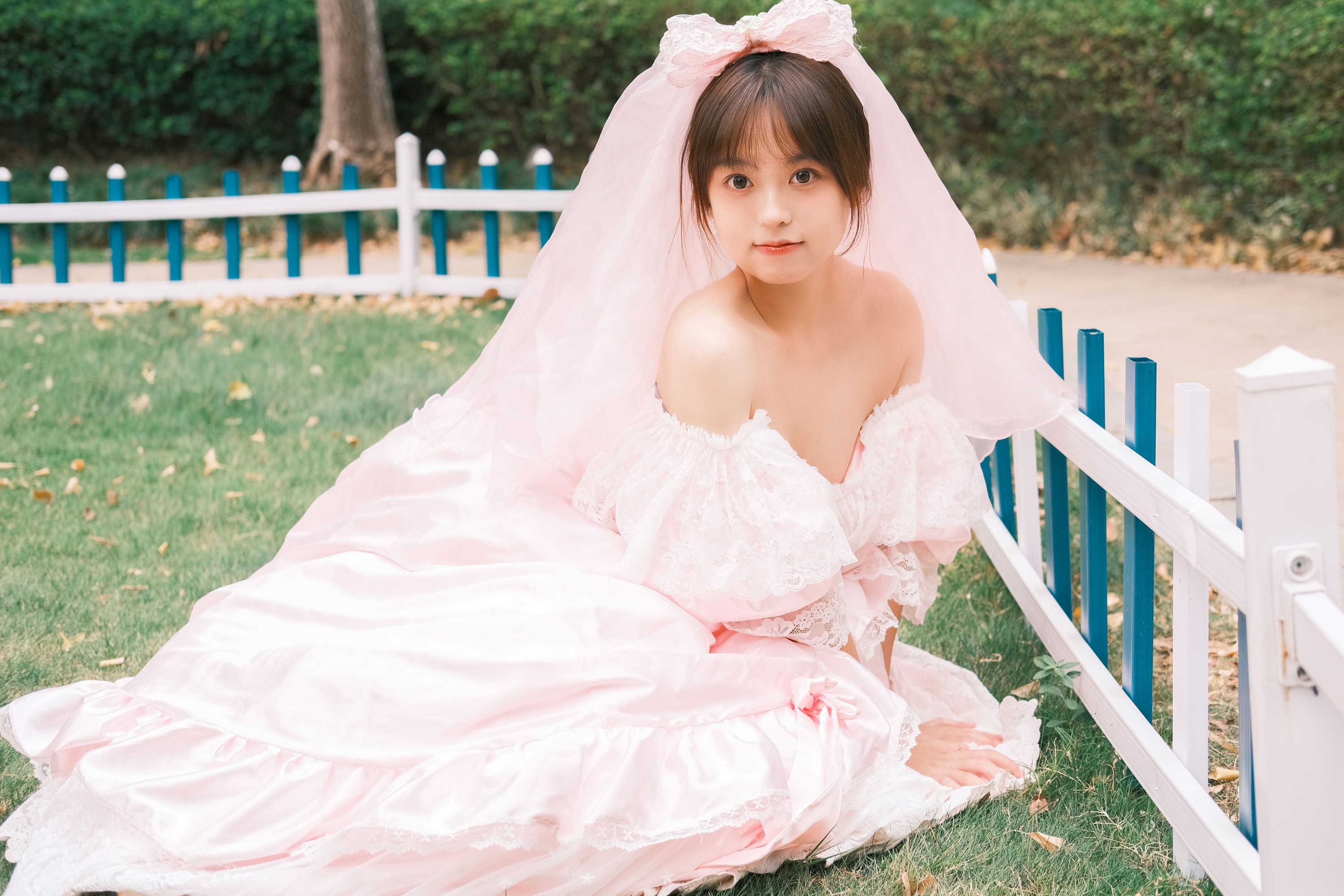 哈吉麻花 – 《公主出逃》[33P]