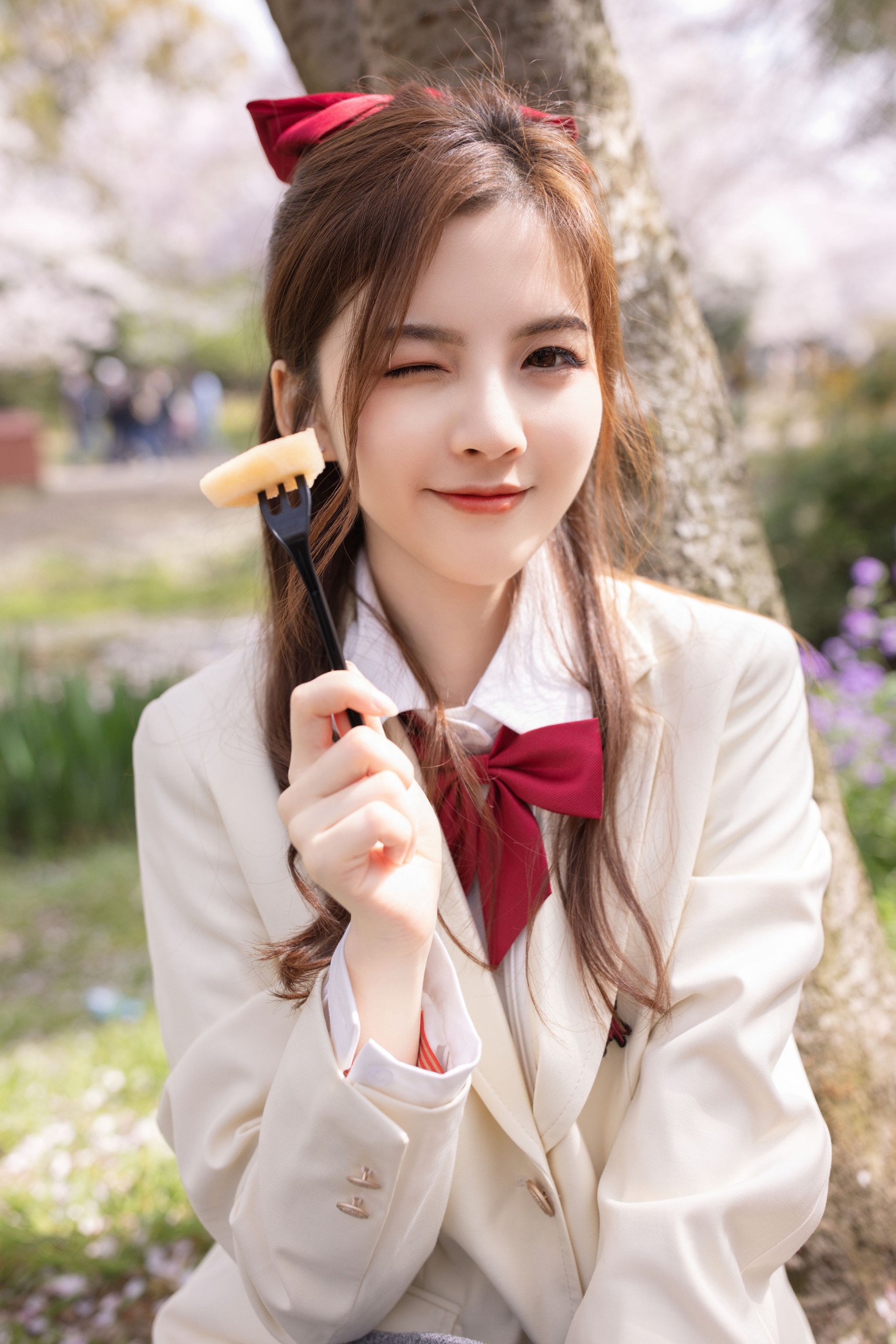 Tifa丁小妮 – 《樱花少女》[21P]