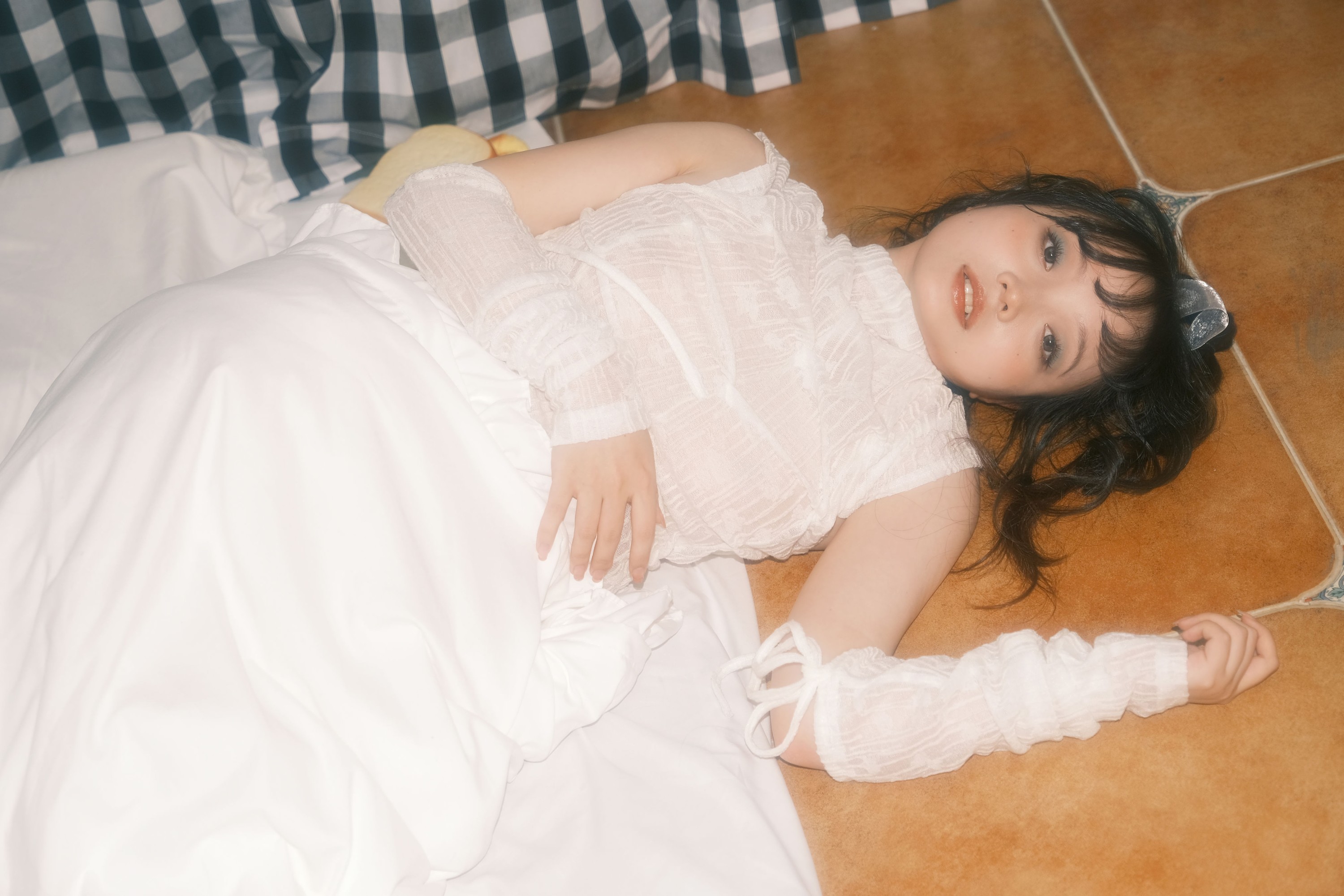 贝贝bu睡觉 – 《心が動く100%》[25P]