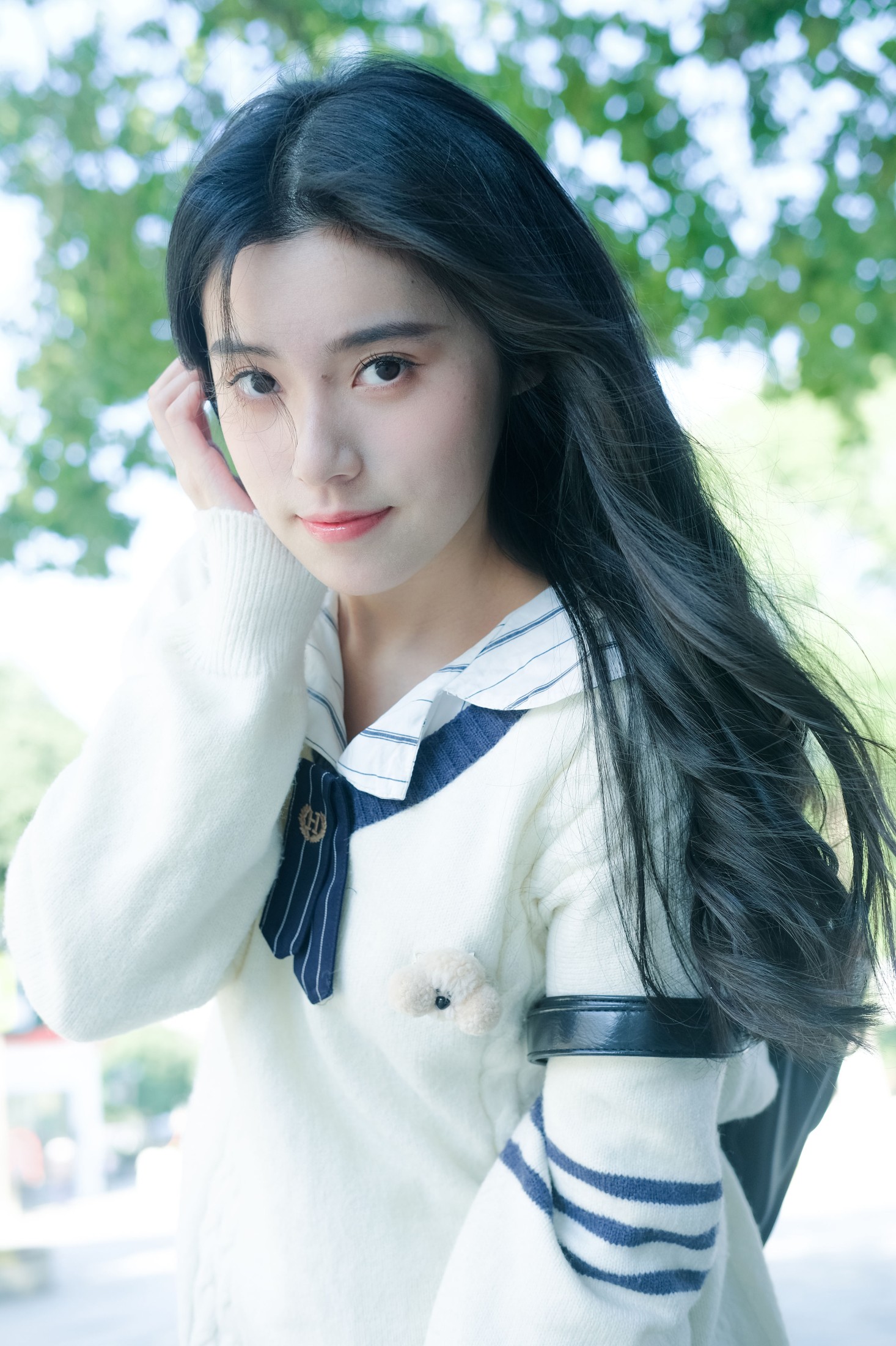 靜鏡婧 – 《全世界的人都知道》[32P]