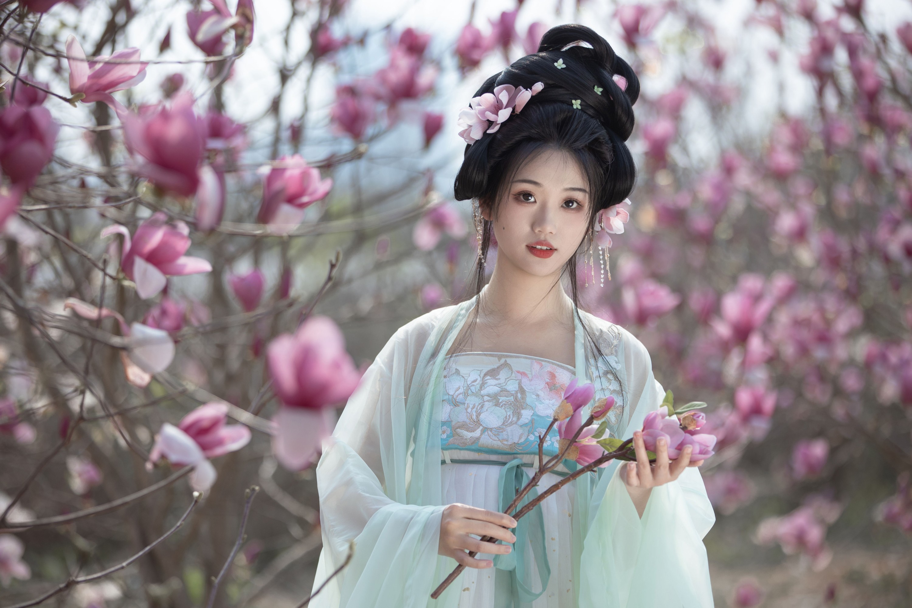 晚江亭 – 《玉兰》[33P]