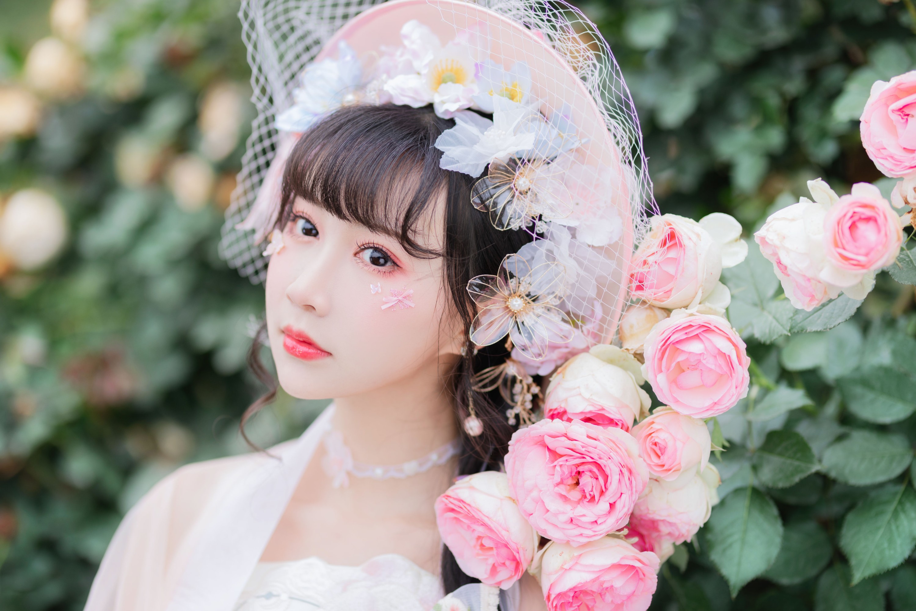 绮罗生的小苏苏 – 《玫瑰少女 》[22P]