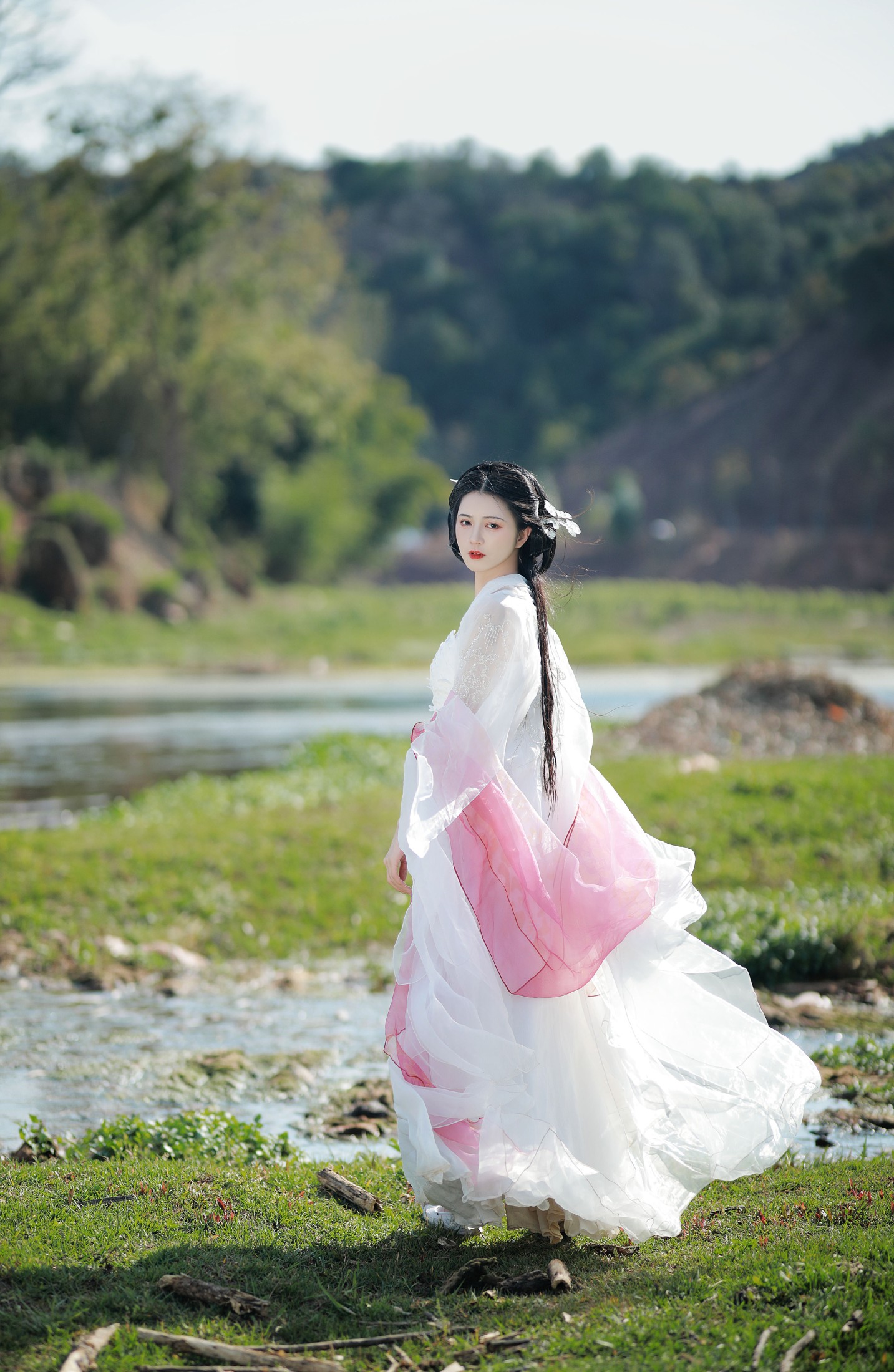 吾岁岁 – 《青山依旧在》[26P]