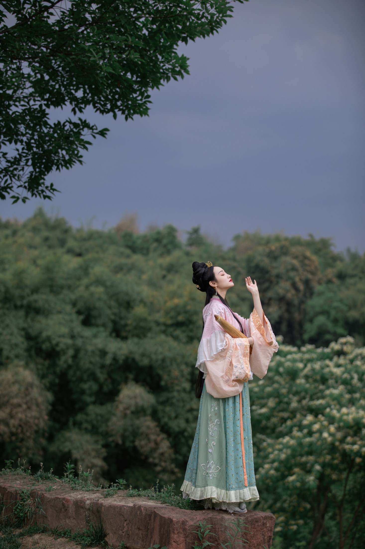 凌子兮 – 《清歌》[22P]