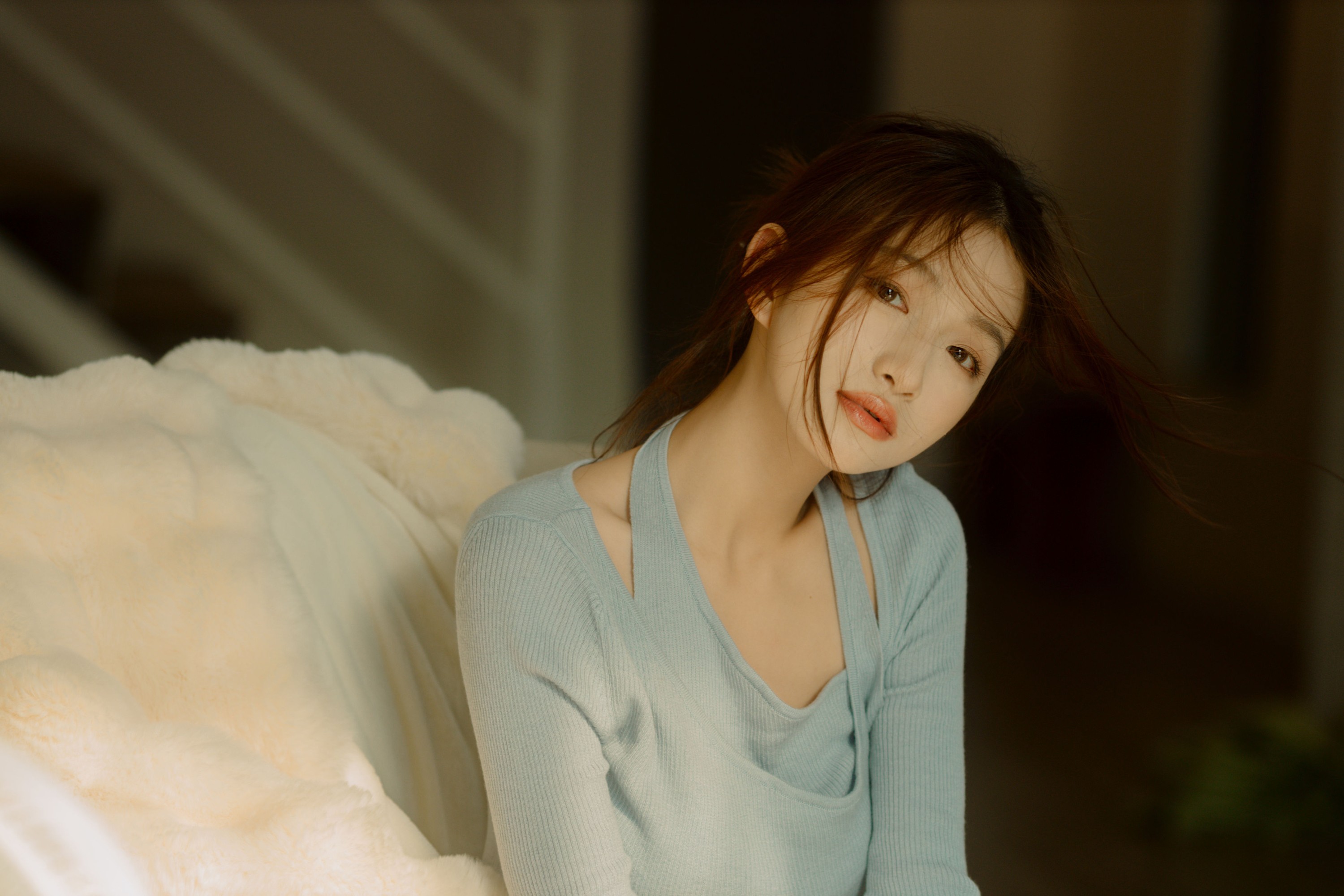 钰儿 – 《蓝色毛衣》[26P]