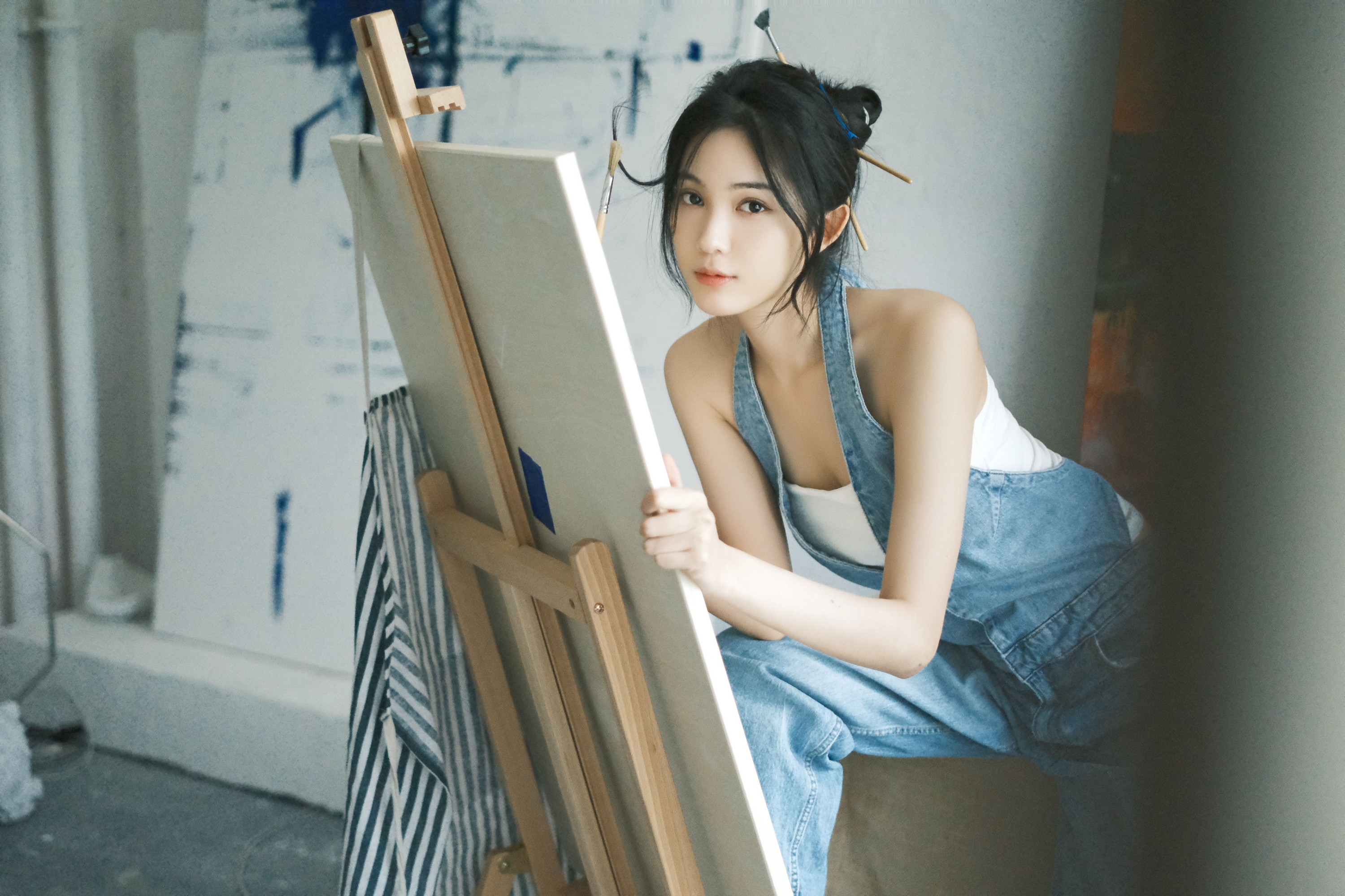 凤 – 《在画室发呆的午后》[22P]