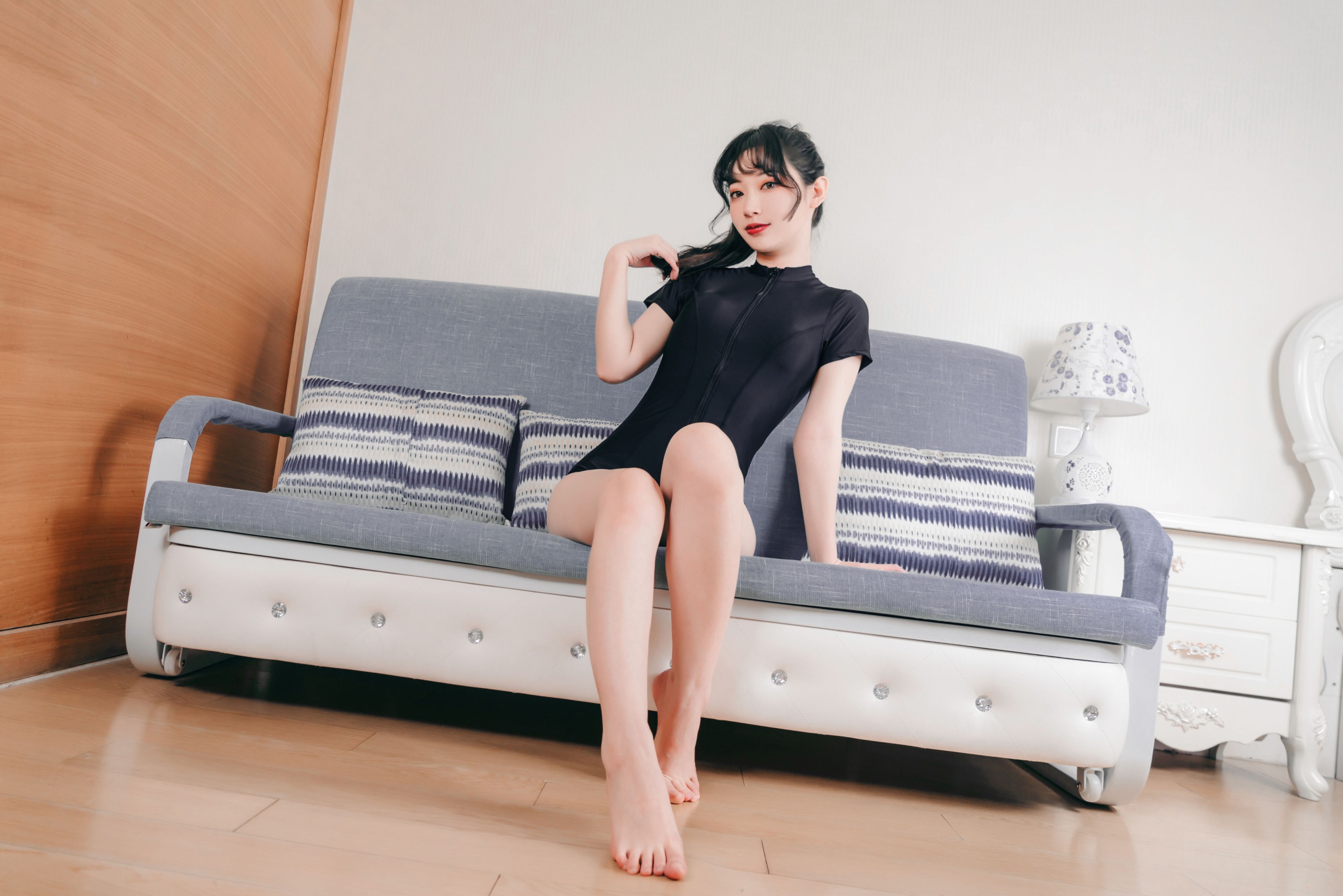 桃墨公子x – 《纯黑的泳衣》[22P]