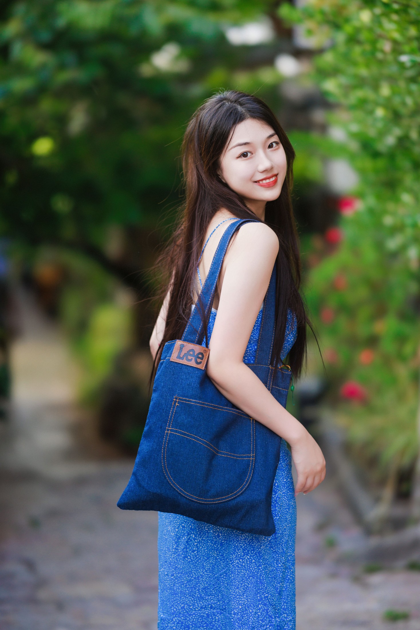 裴同学 – 《古城游记》[59P]