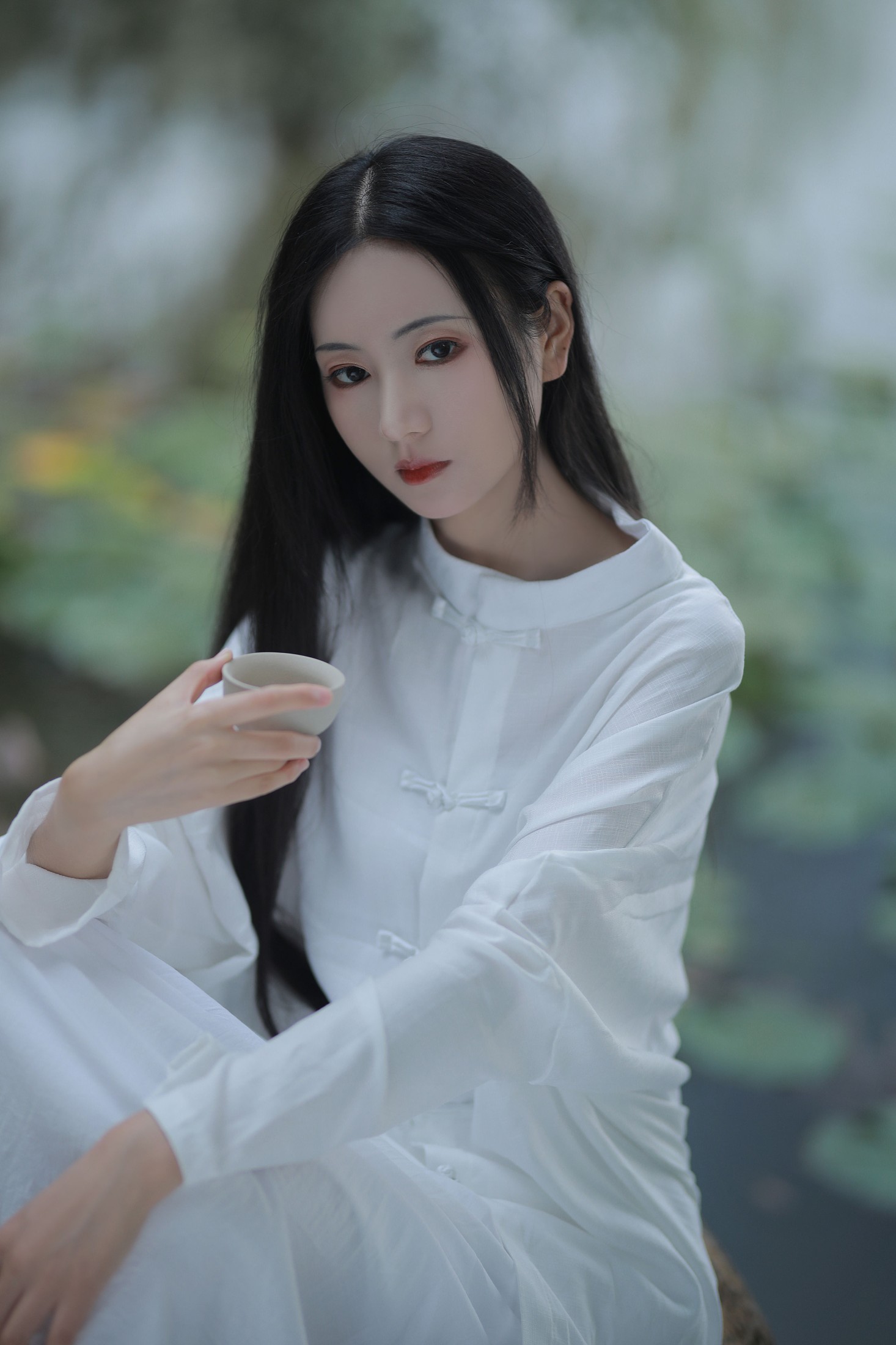 瑜瑾 – 《寒露》[28P]