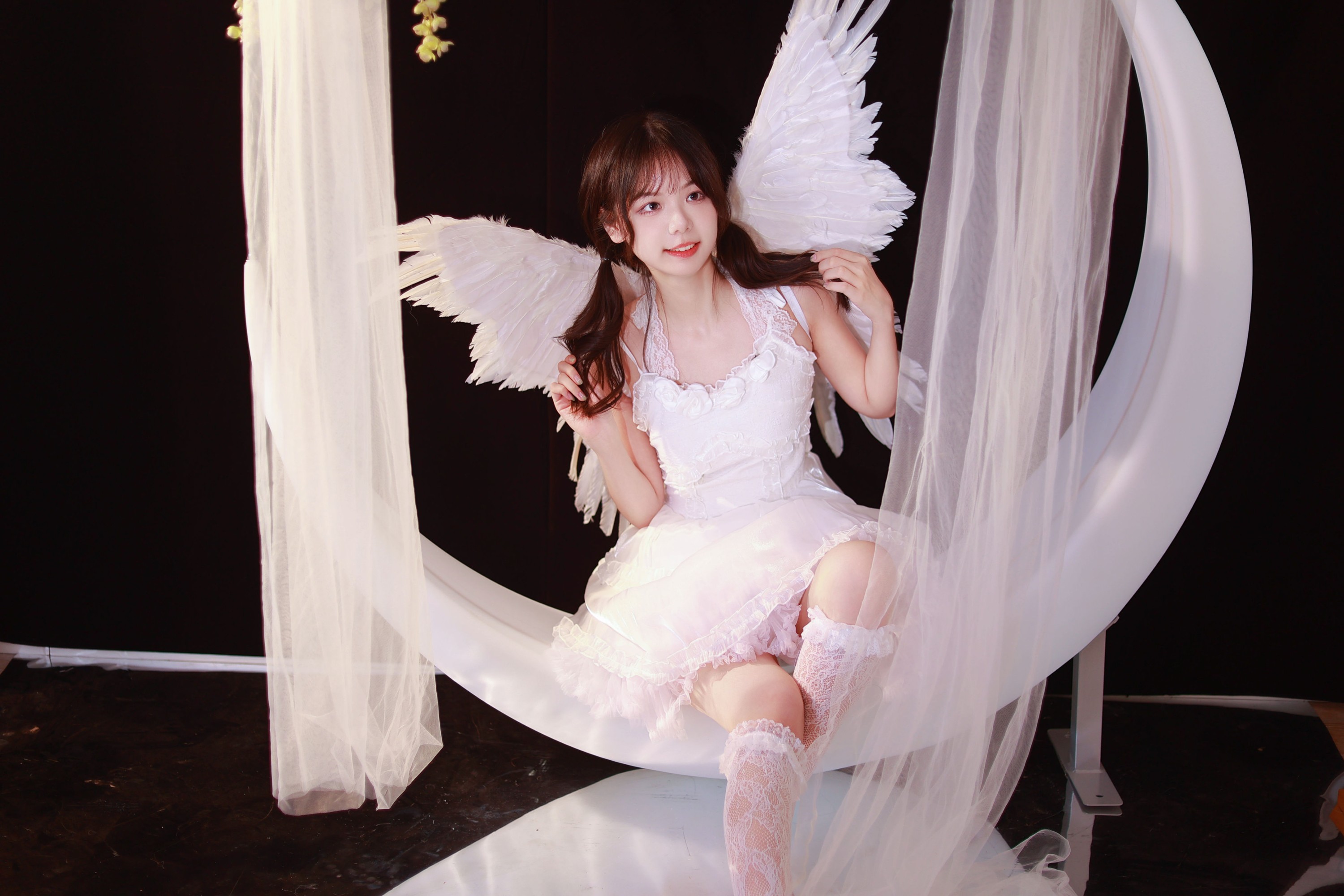 暮烟色CC – 《天使少女》[22P]