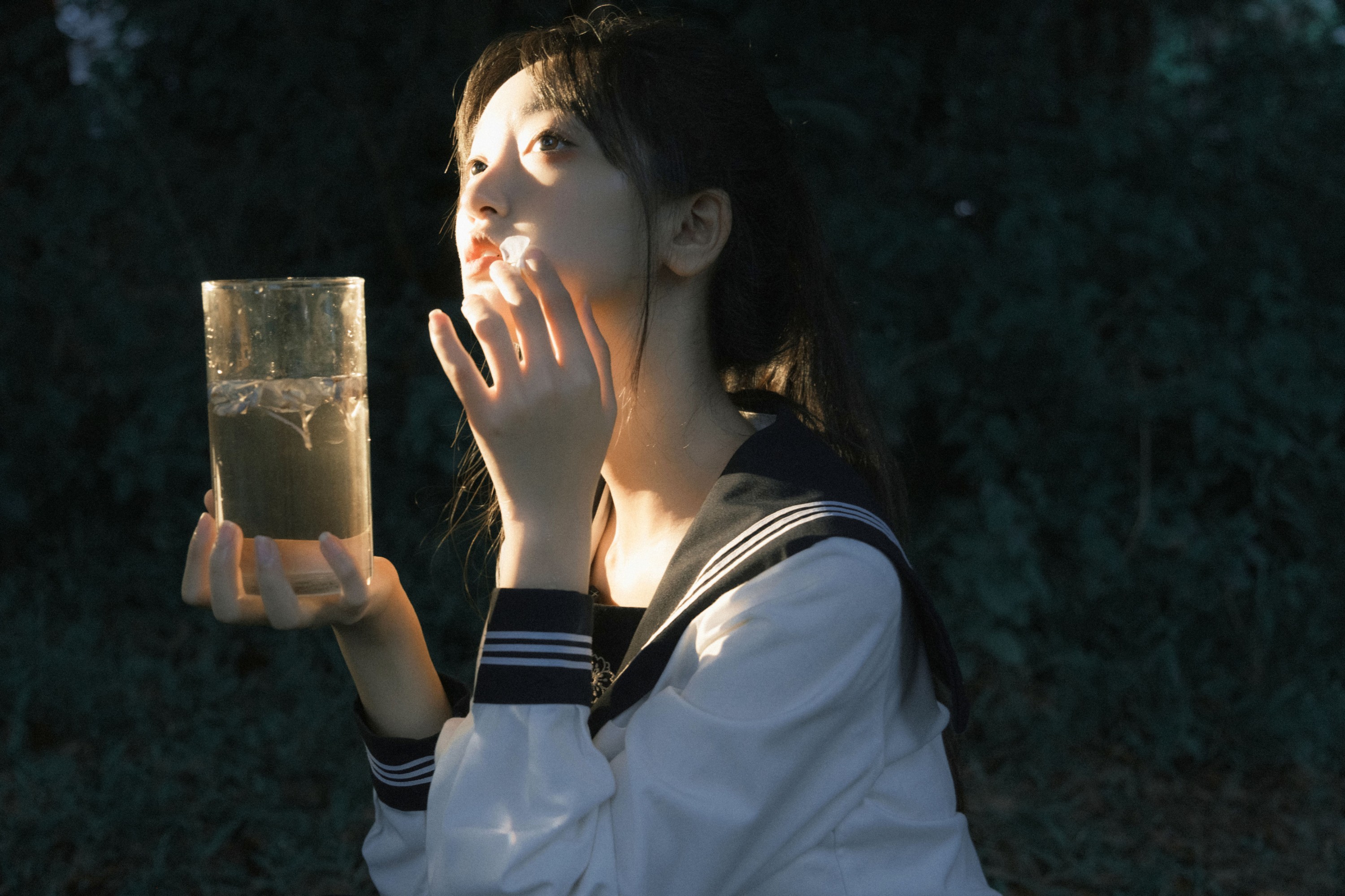 冷酷王爷 – 《黑暗里的一束光》[22P]