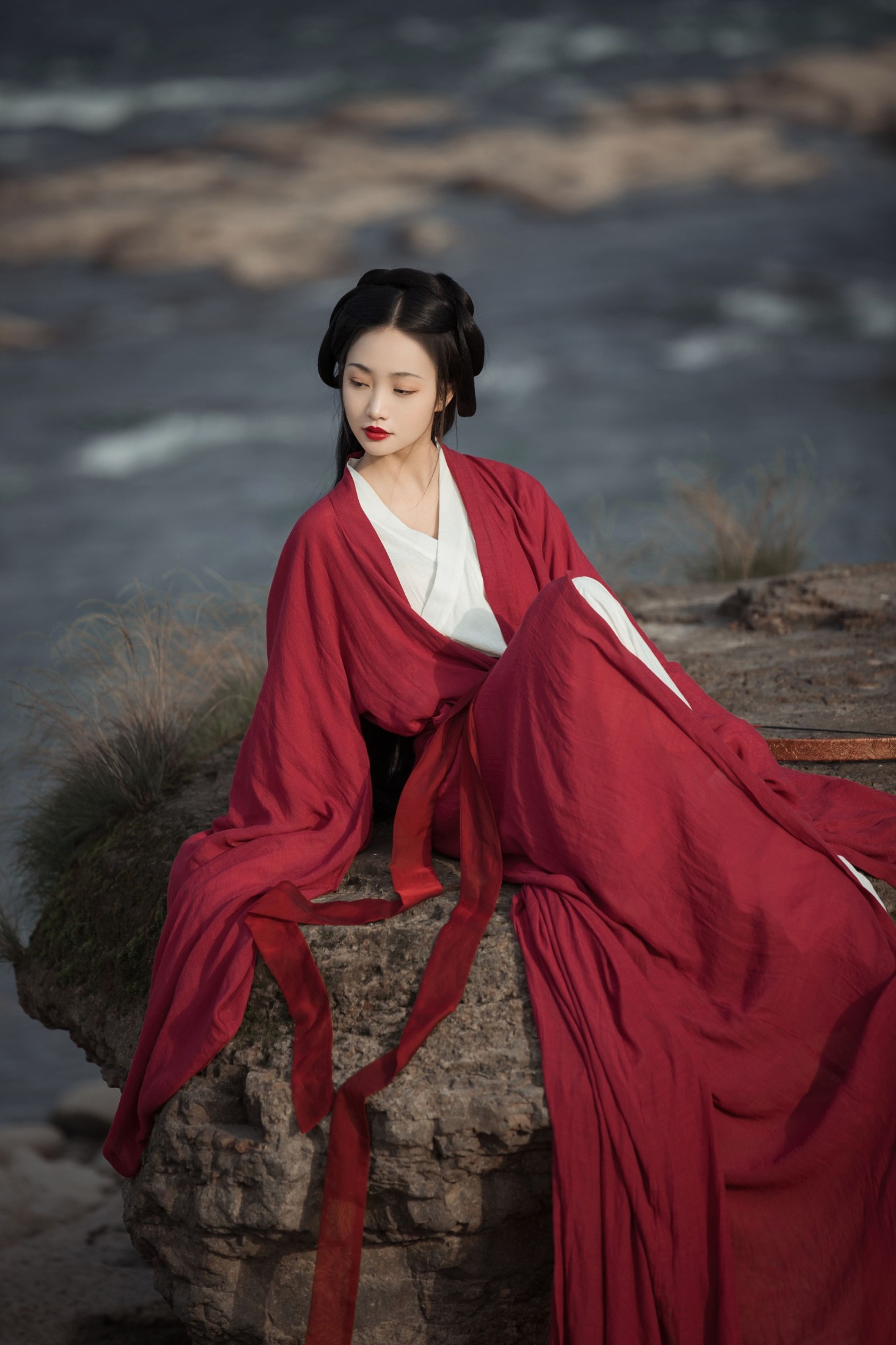 凌子兮 – 《踏莎行》[24P]