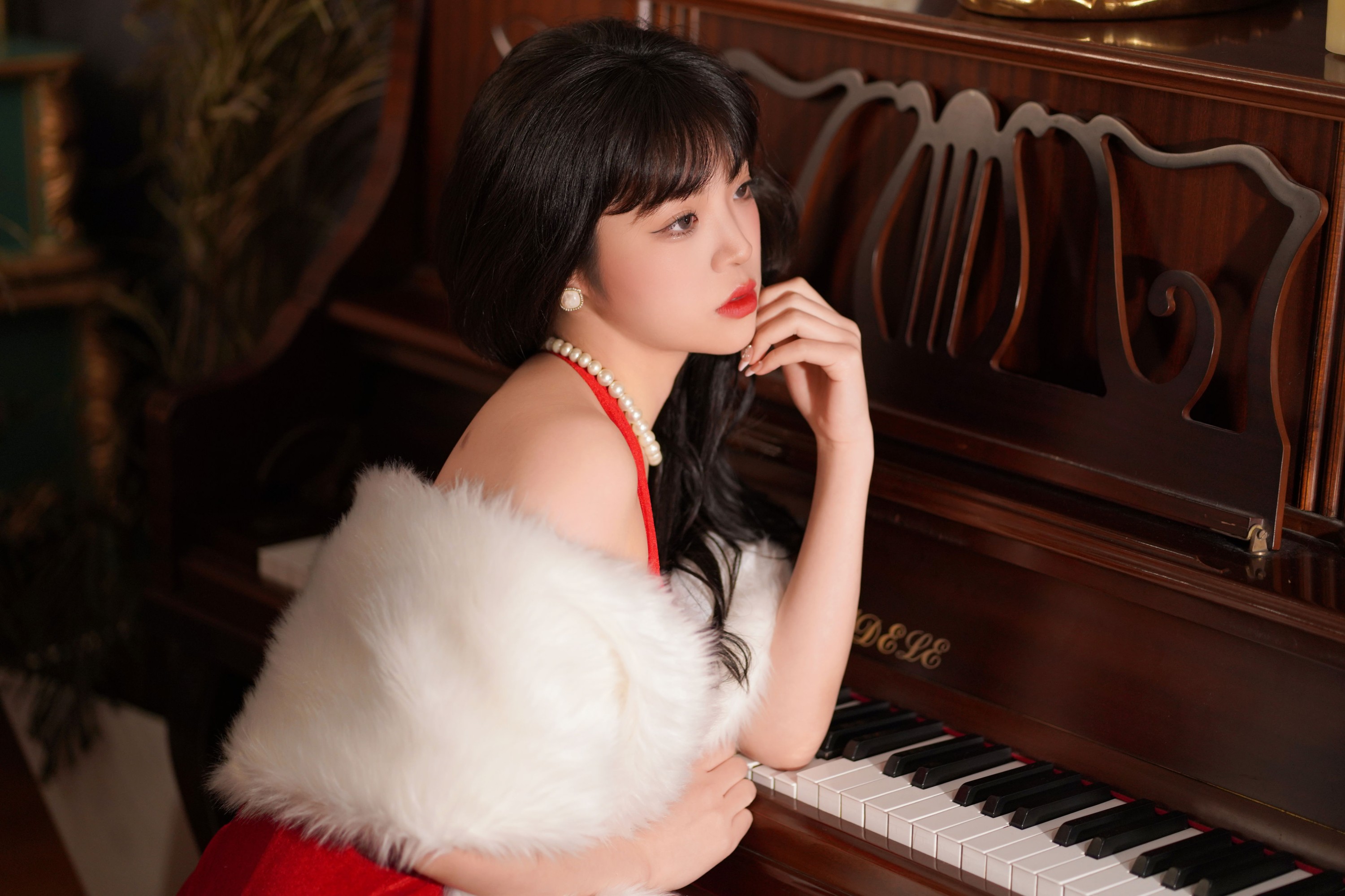 赛西西莉吗 – 《复古港风》[24P]