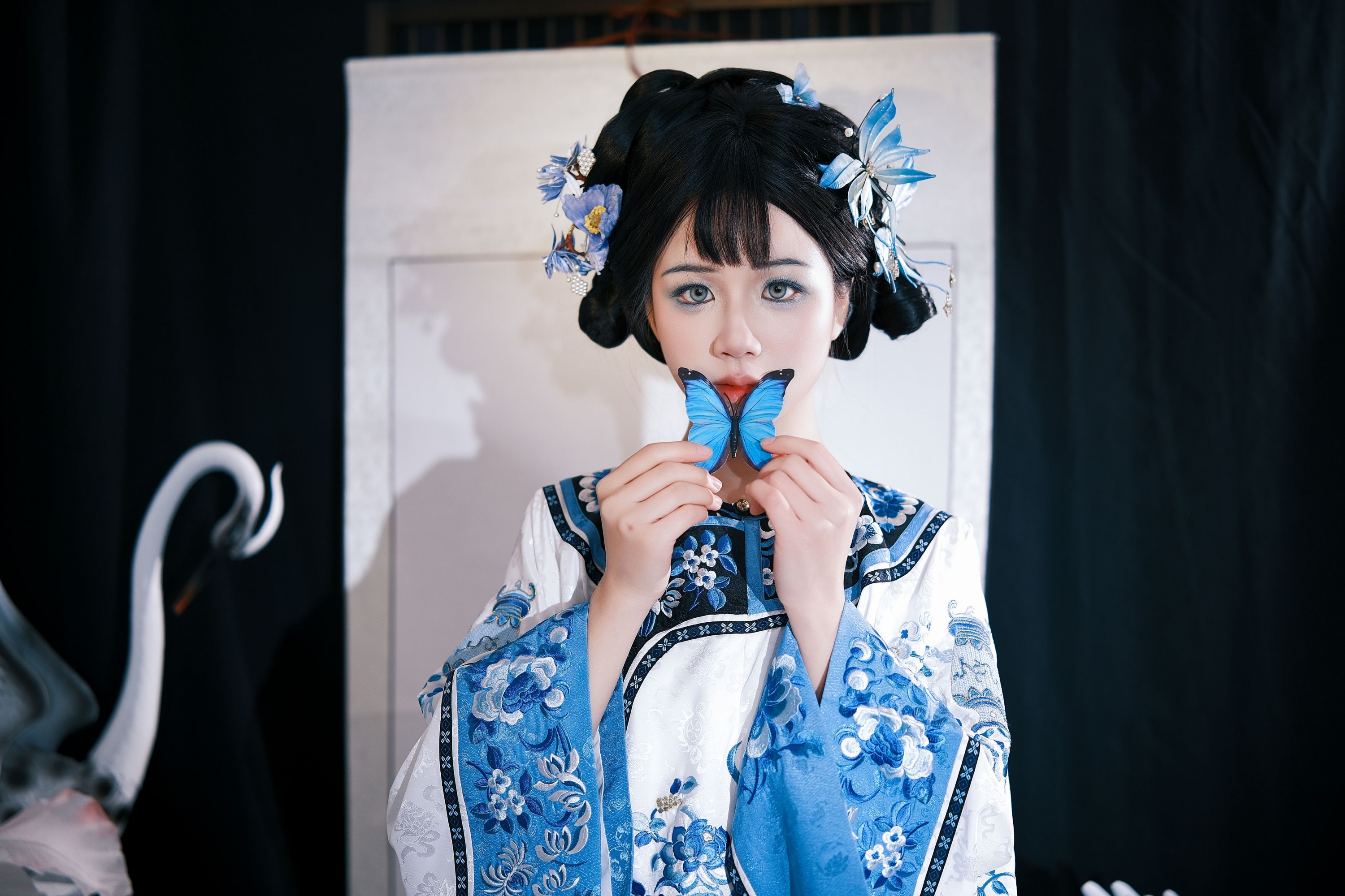 小杜同学 – 《青花瓷》[25P]