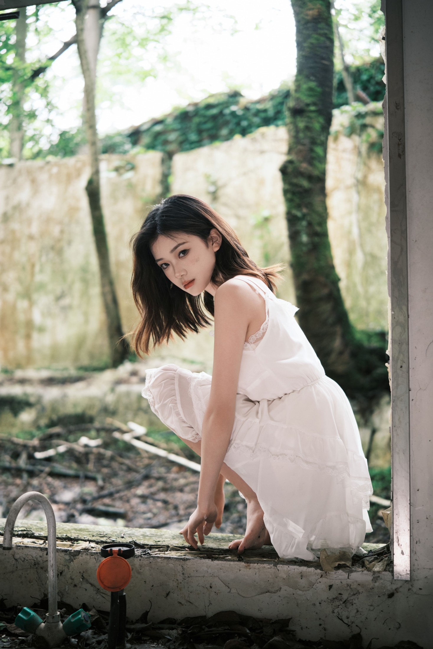 To小北 – 《废墟少女》[32P]