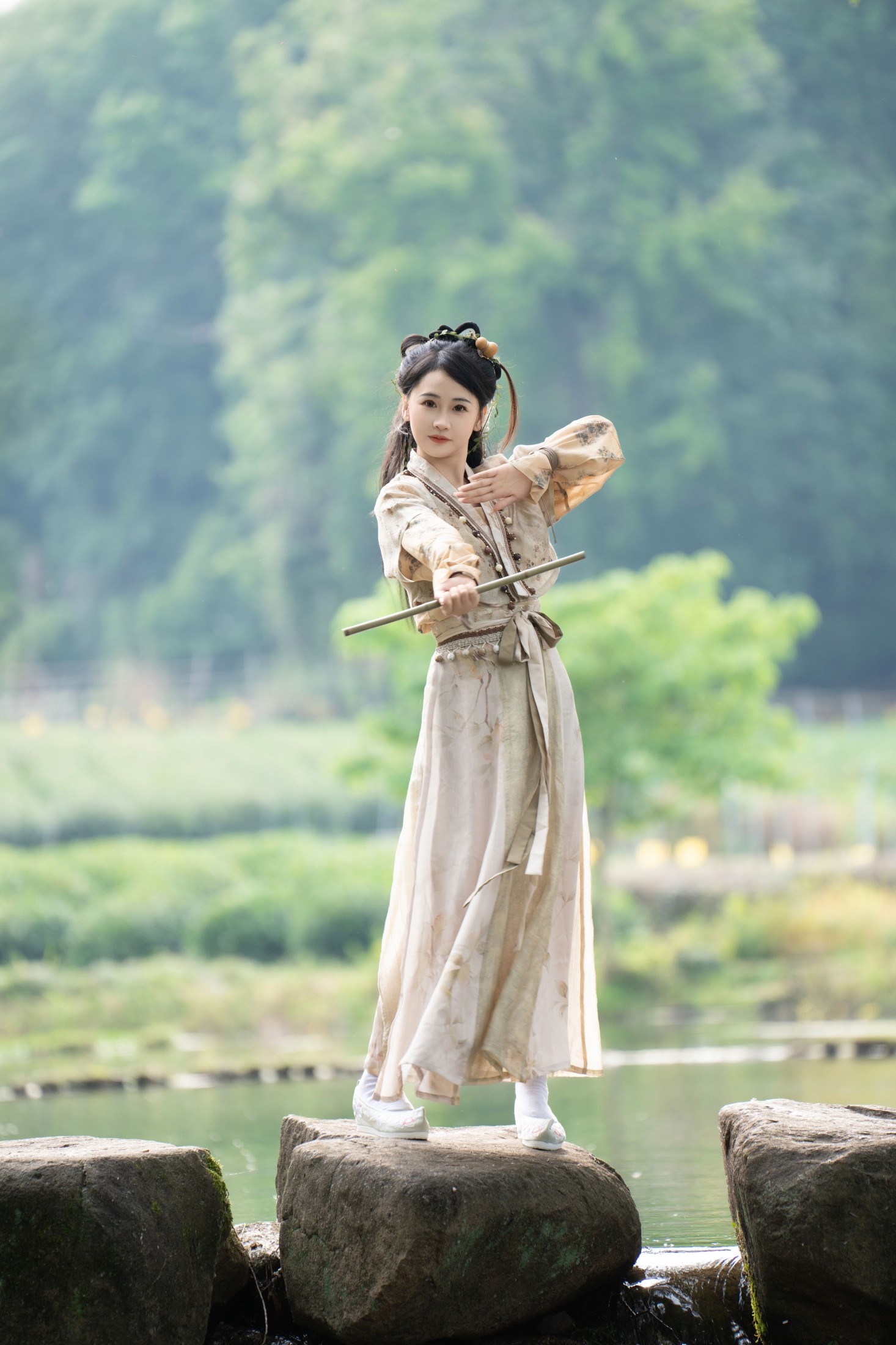 湫一只岁岁 – 《小师妹下山历练了》[23P]