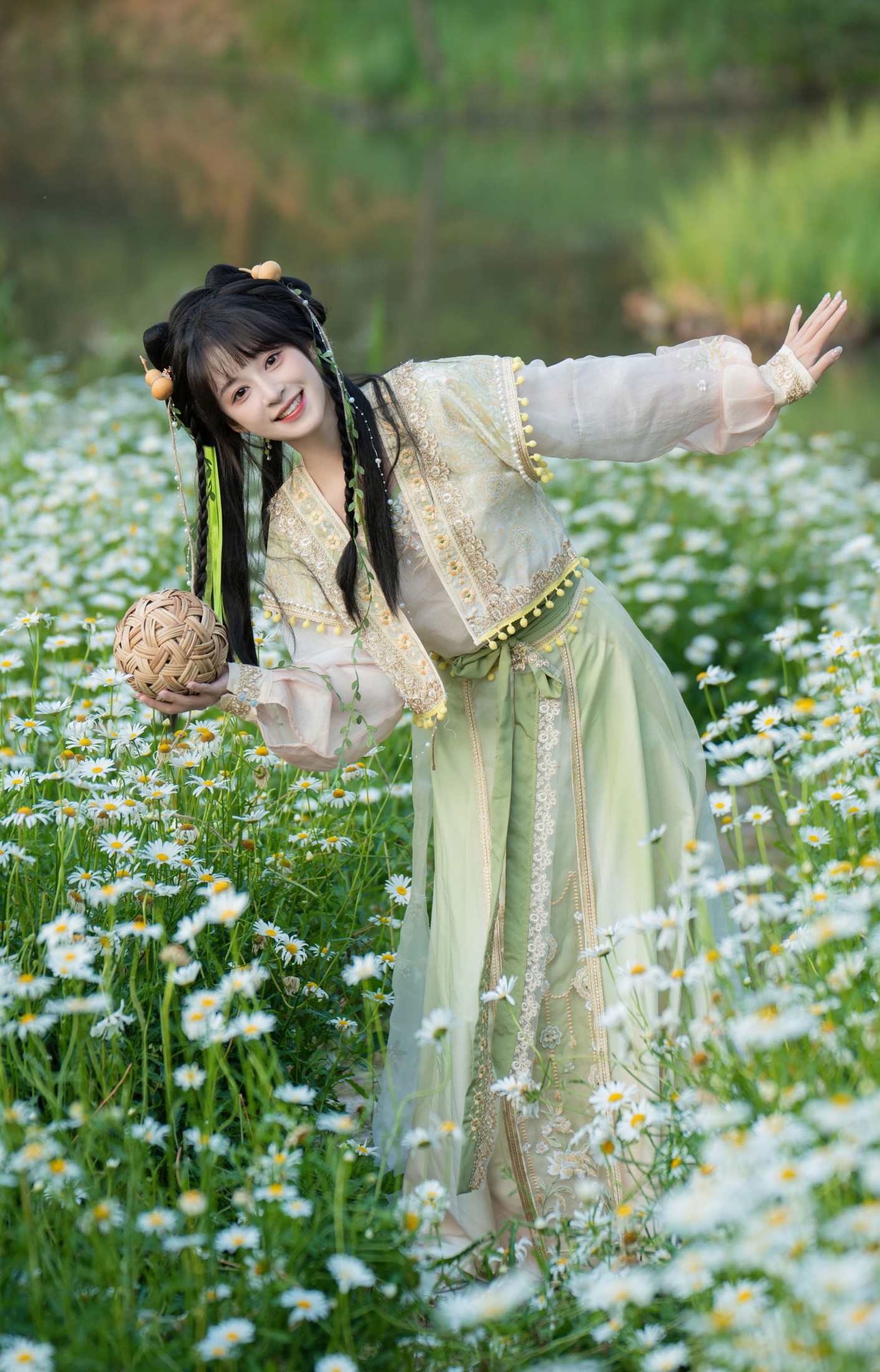 夏芋小年 – 《赏花去了》[25P]