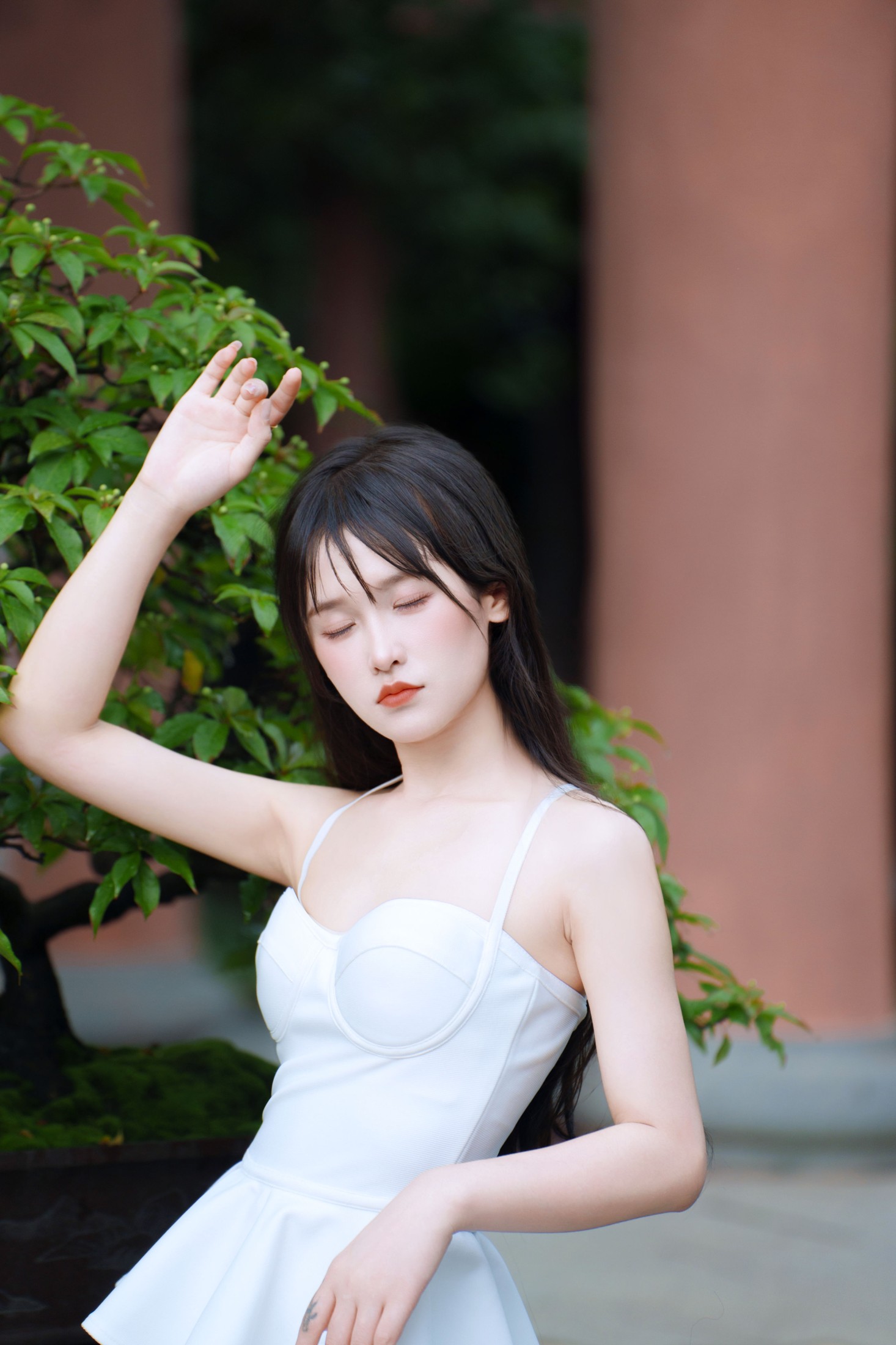 小小雨 – 《玫瑰诗》[22P]