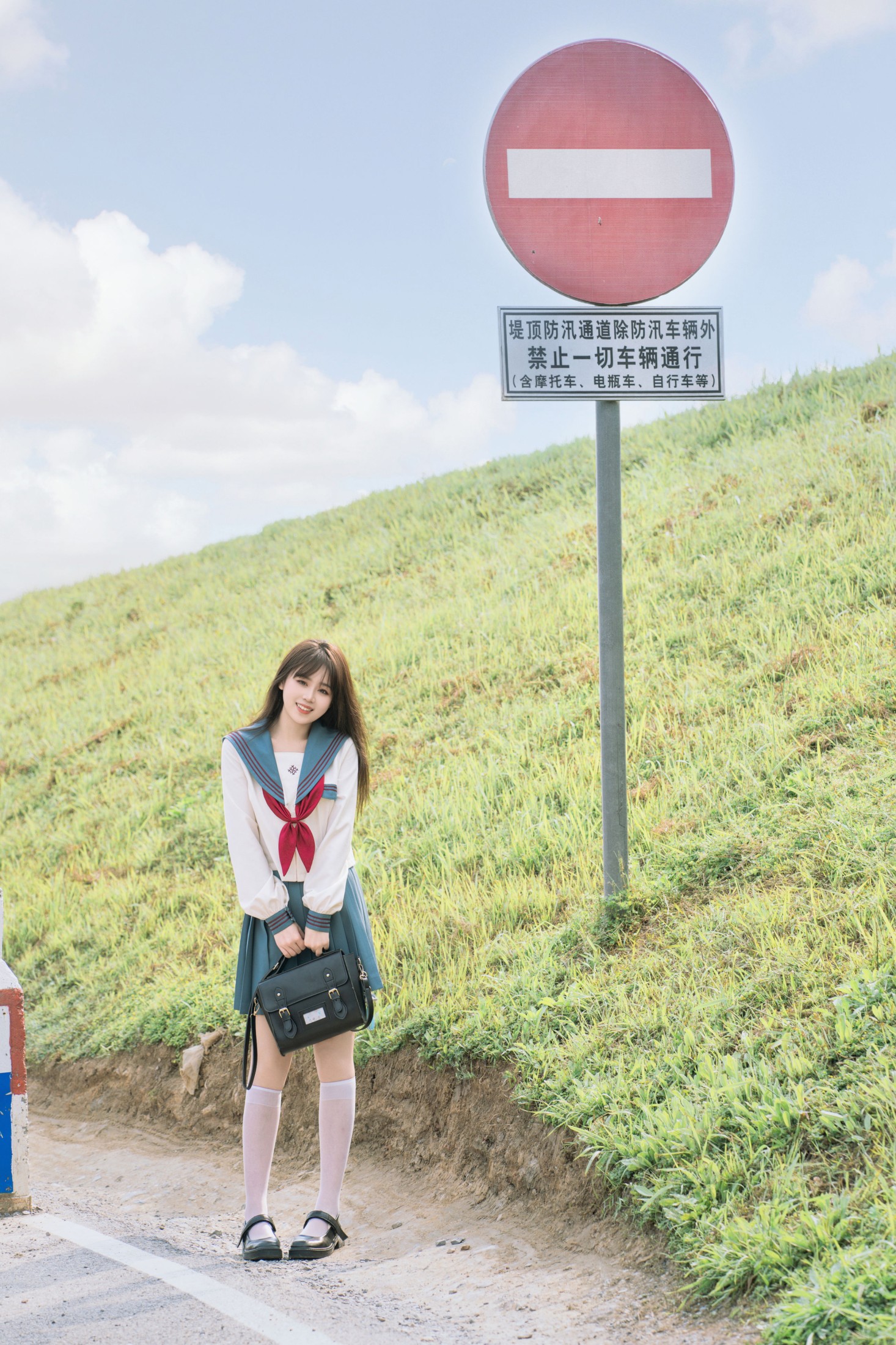 泡芙小方 – 《蓝色日系少女》[22P]