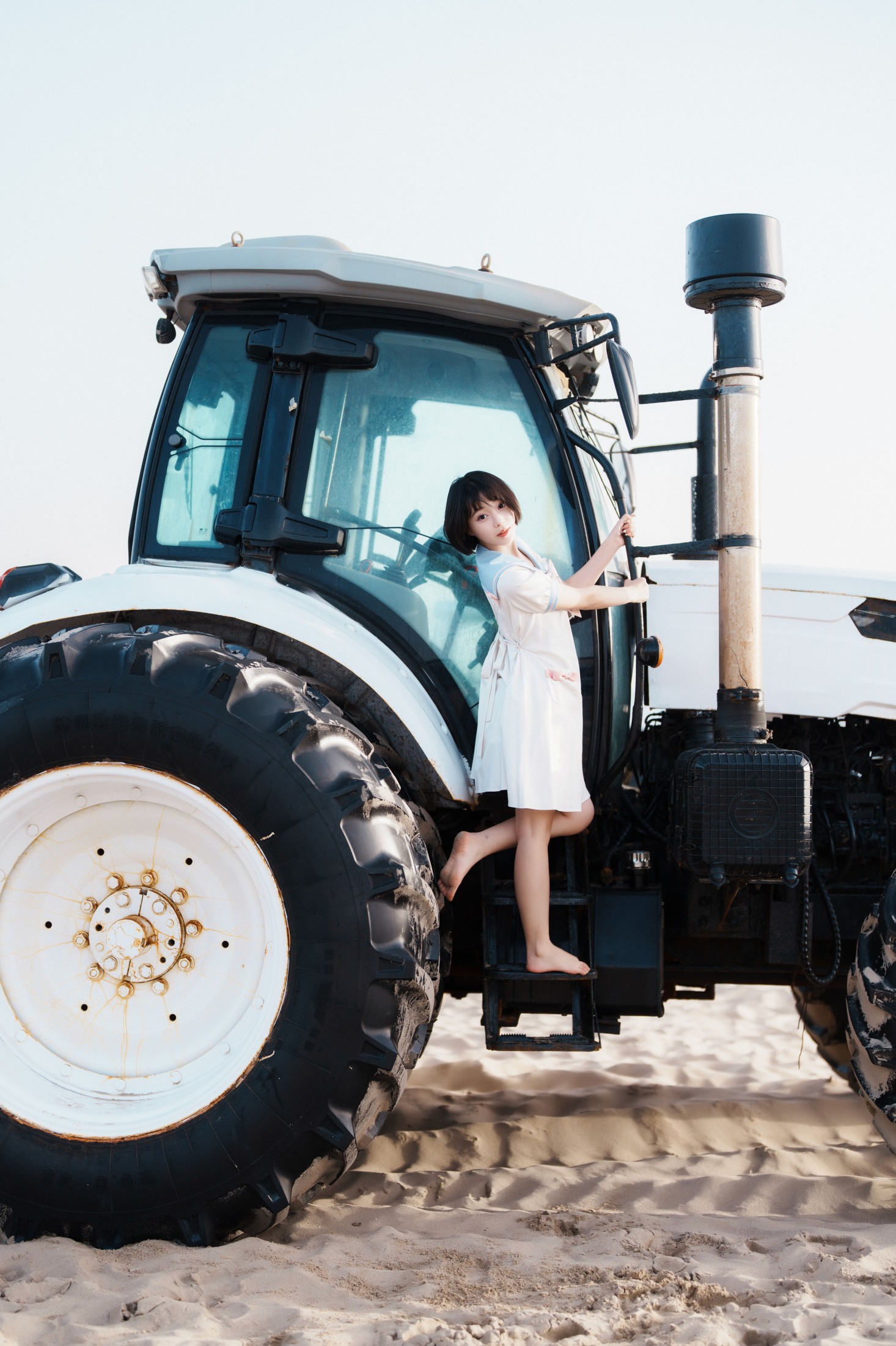 Disexi思宁 – 《住在海边的少女》[22P]