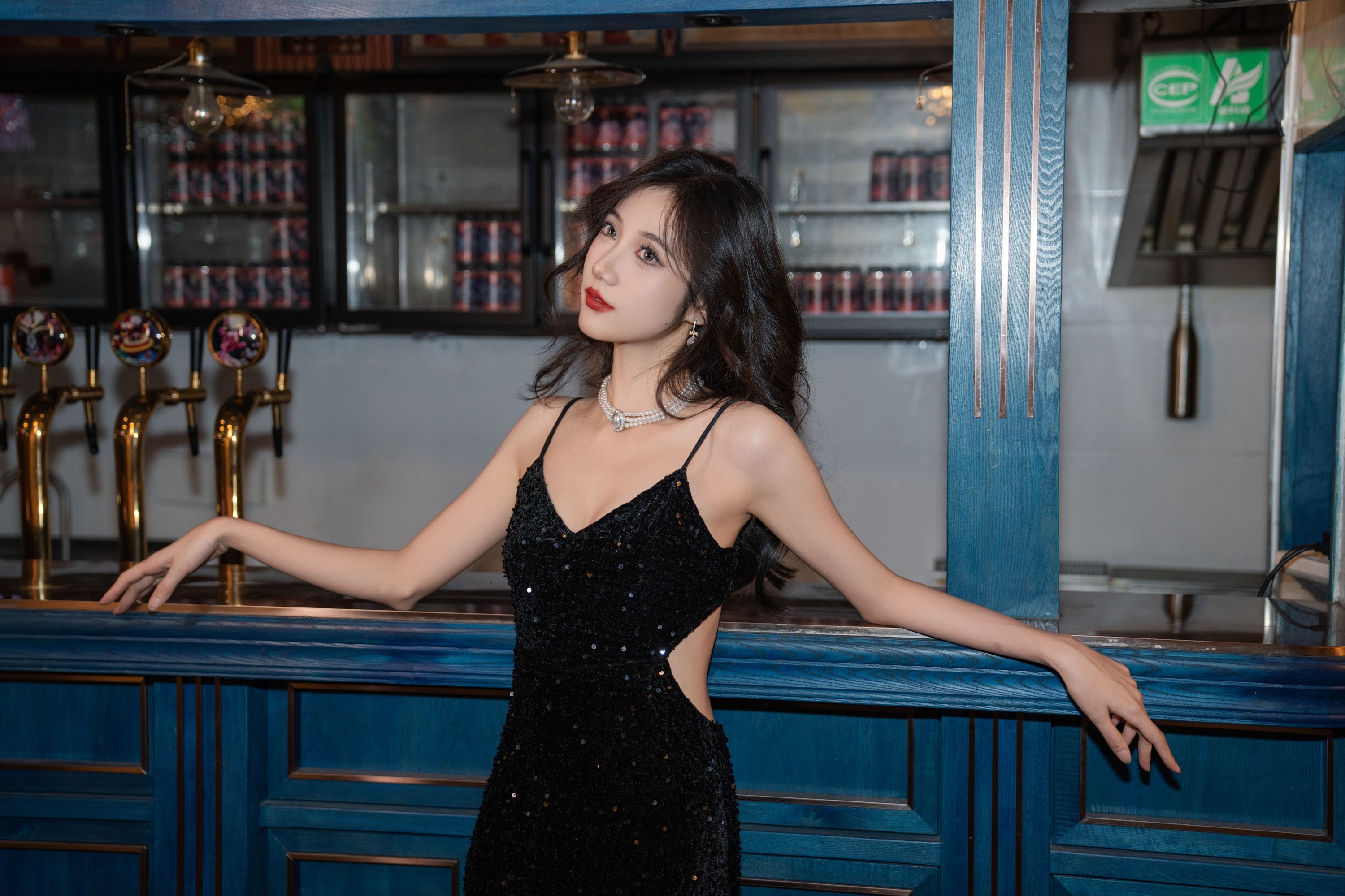 o1ne万 – 《魅力倩影》[22P]