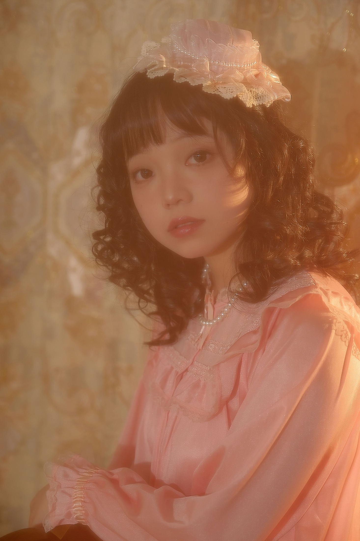 贝贝bu睡觉 – 《法式少女》[22P]