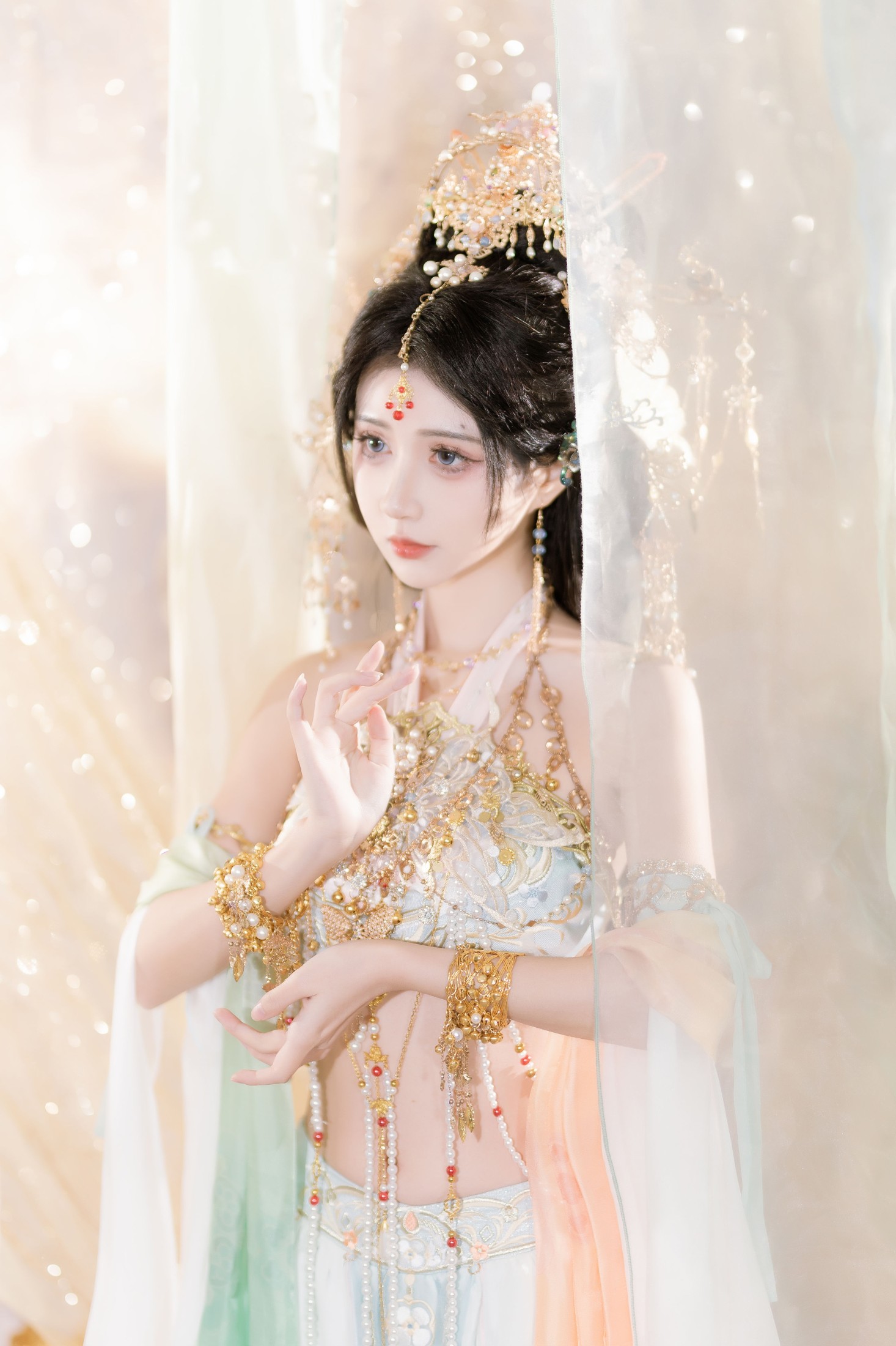 绮罗生的小苏苏 – 《飞天》[25P]