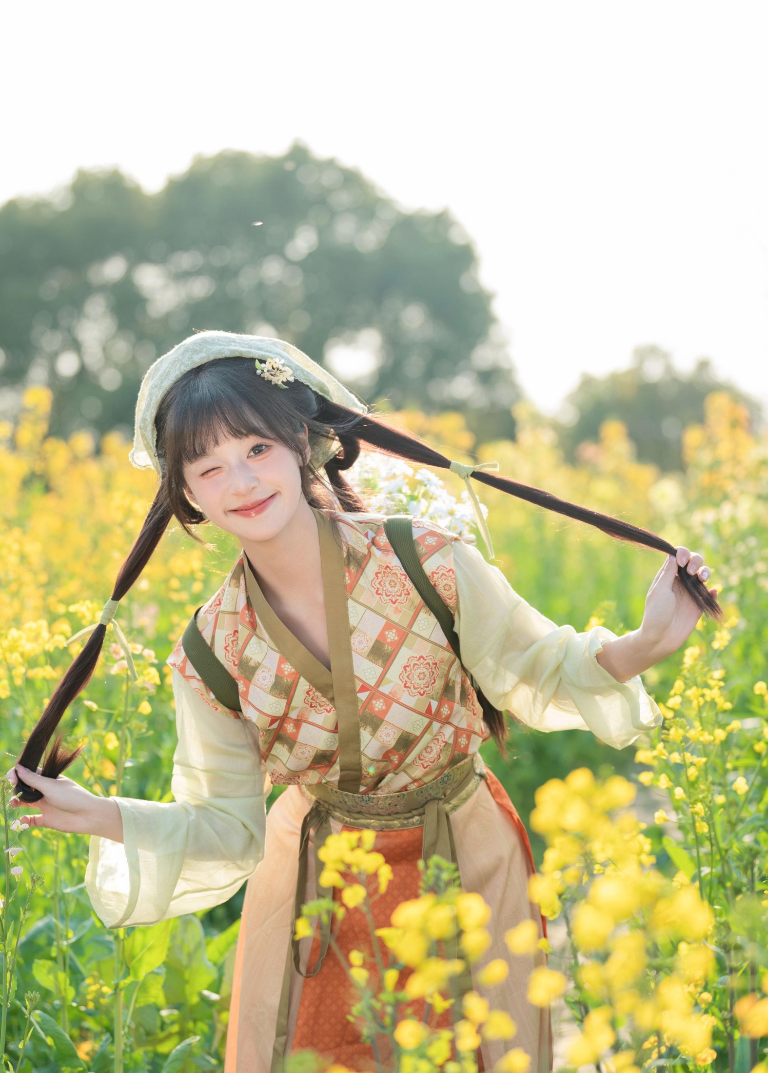 夏芋小年 – 《油菜花》[39P]