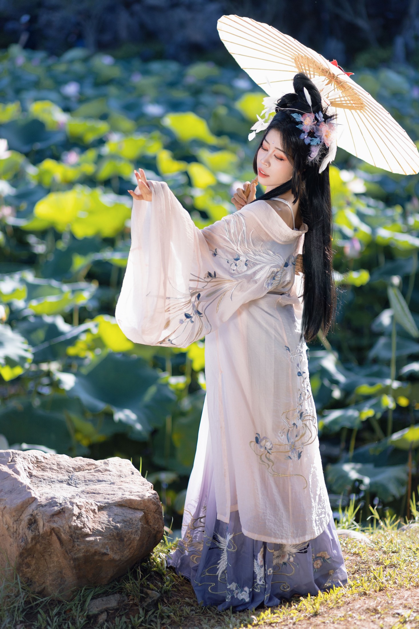 星梓 – 《好运莲莲》[15P] 插图1
