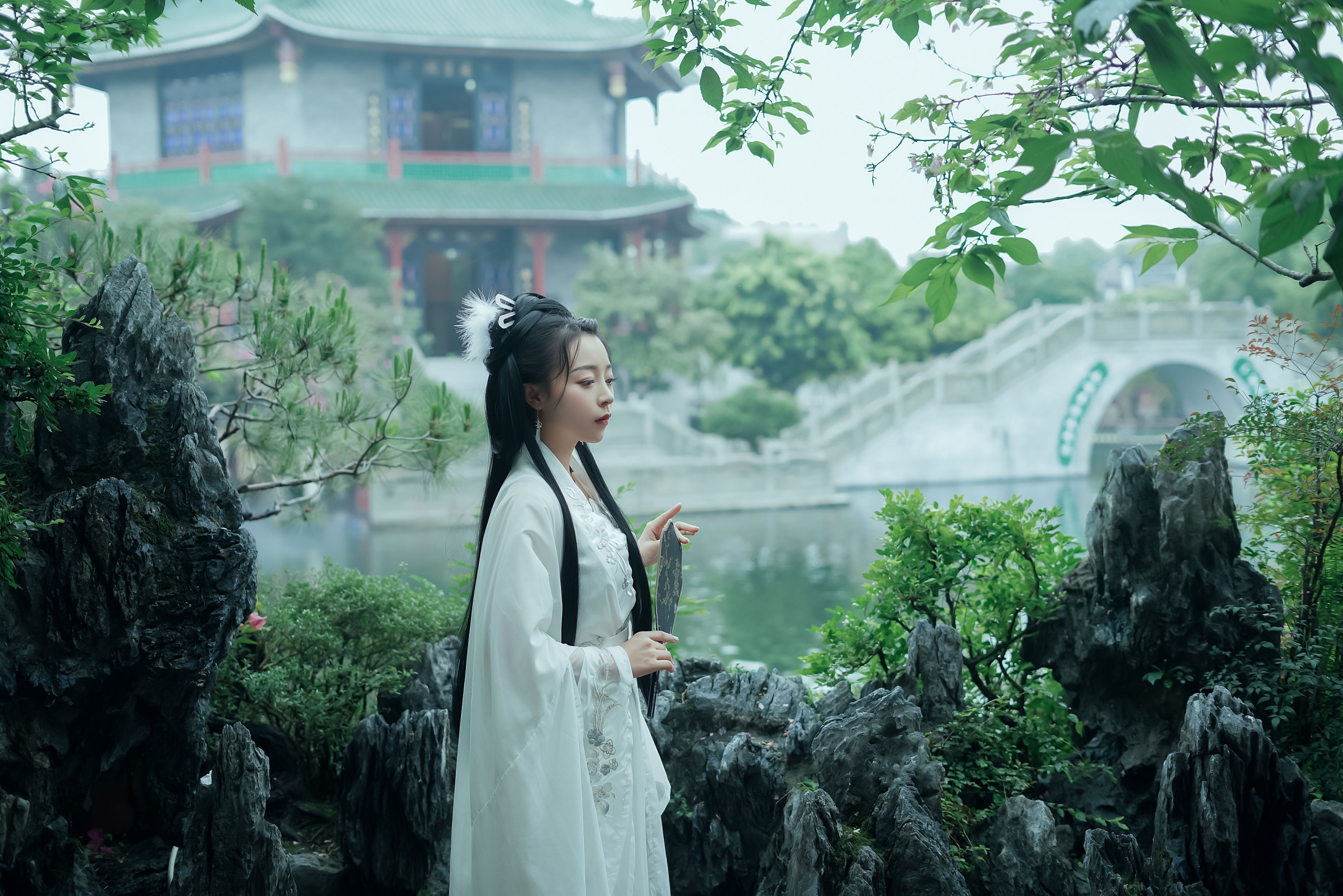 小兰 – 《雨中美人》[17P] 插图1
