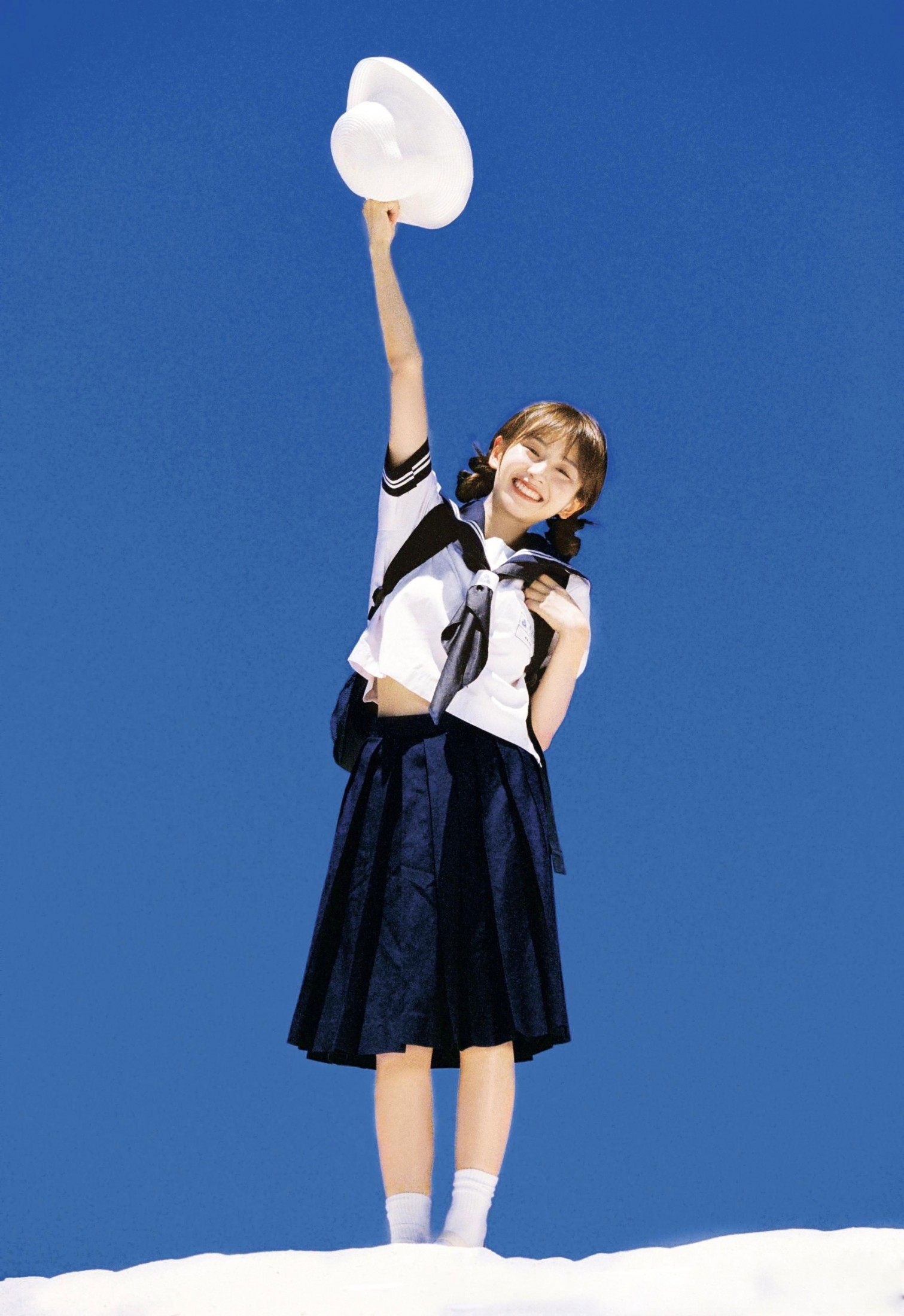 顾林x – 《蓝天制服少女》[15P]