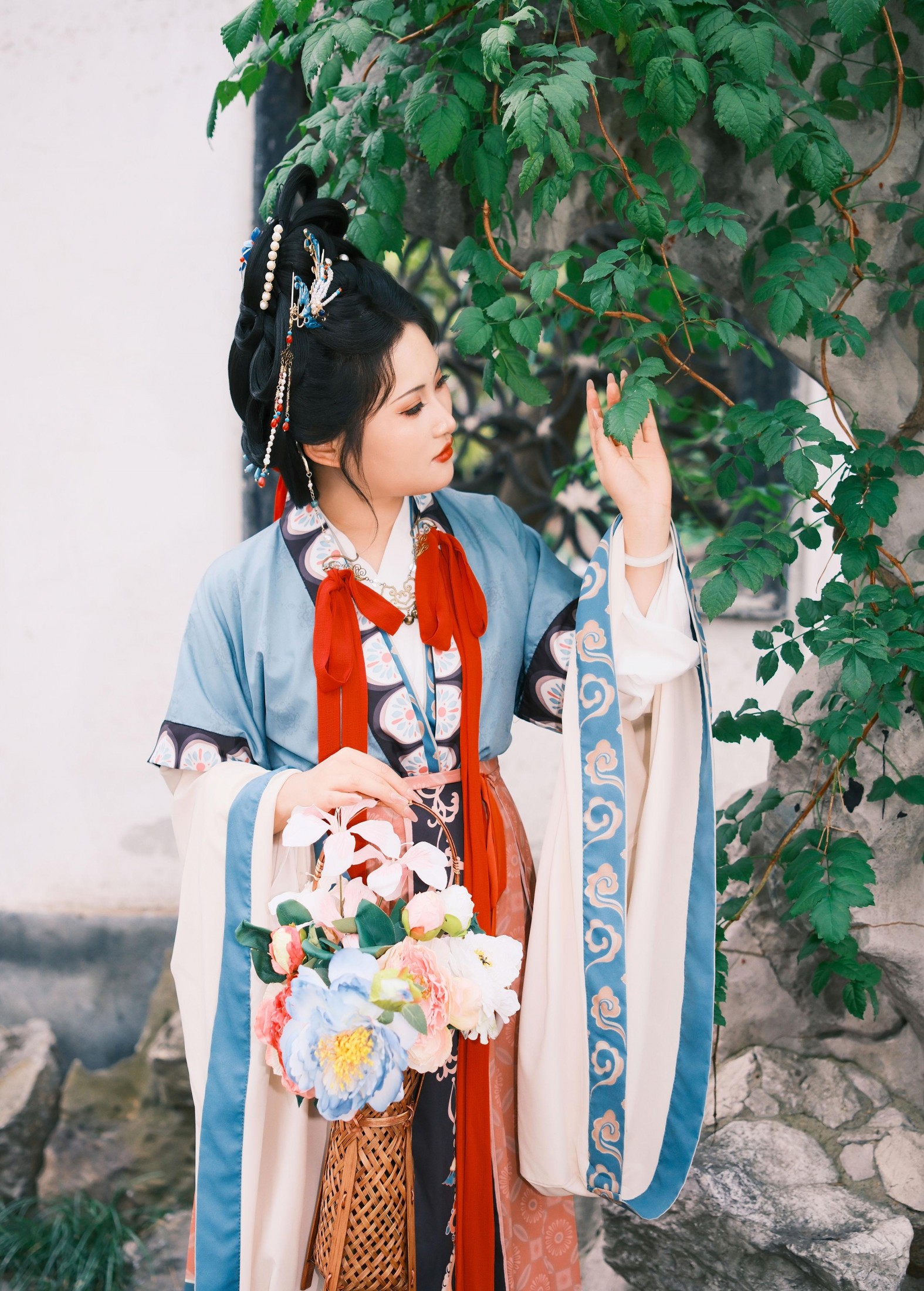  – 《宋仕女汉服》[11P] 插图2