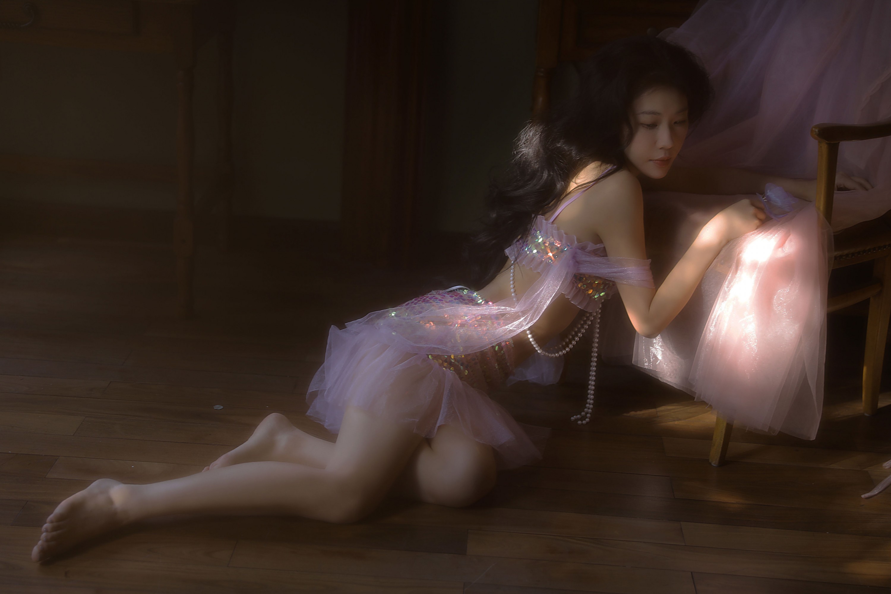 野生模特园子 – 《会发光的紫》[9P] 插图4