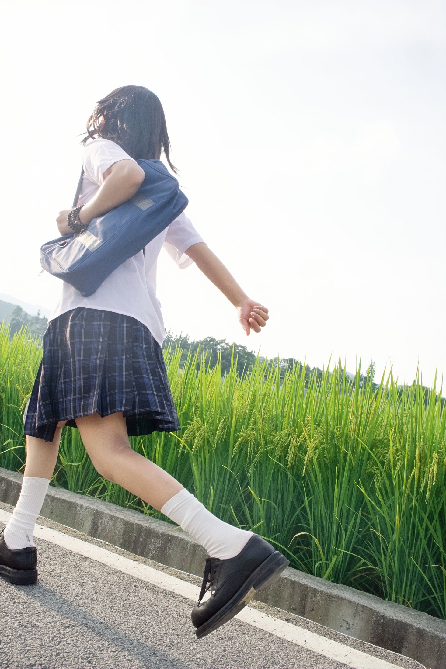 西元 – 《莉莉周的一天》[22P]